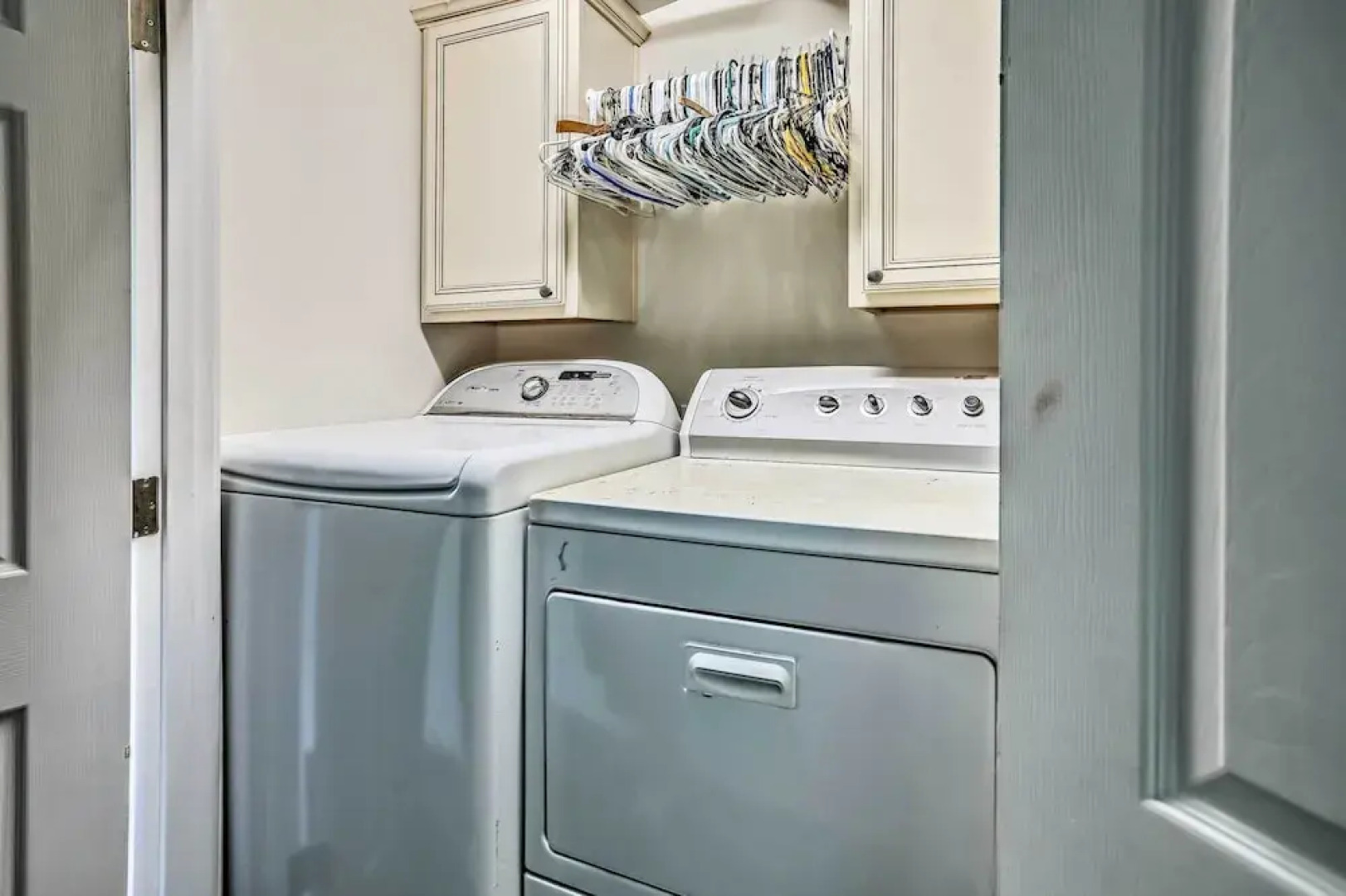 Family Beach Home; Walk to N Litchfield Beach