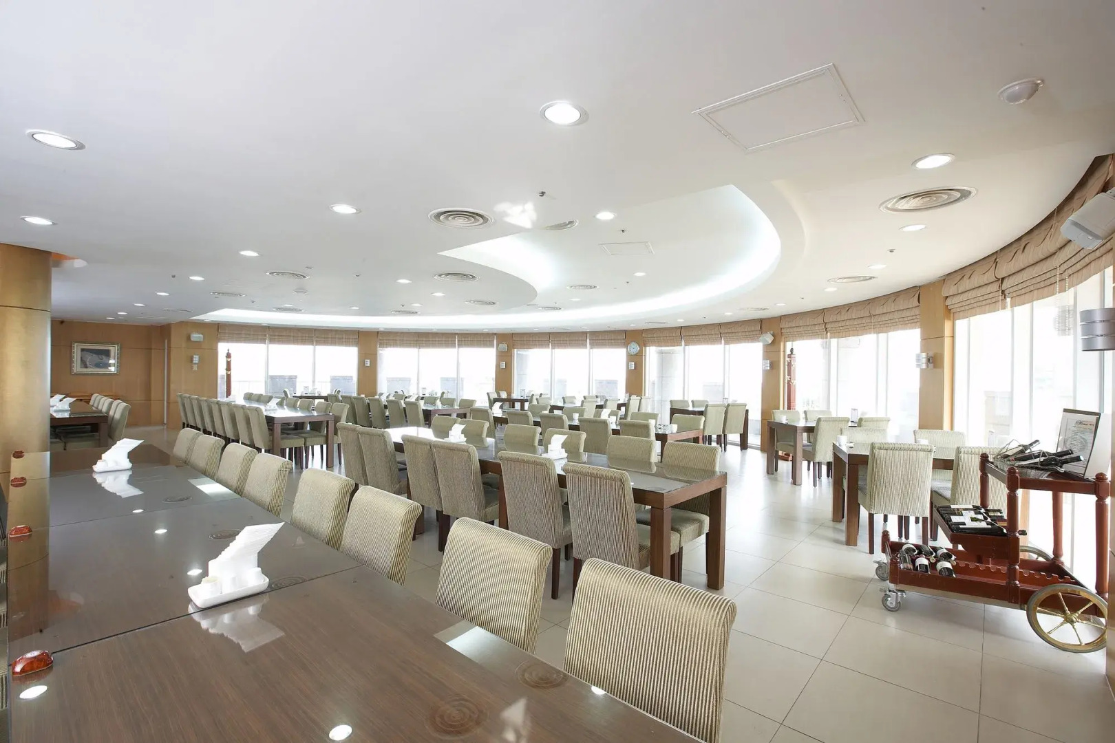 The Mauna Ocean Resort