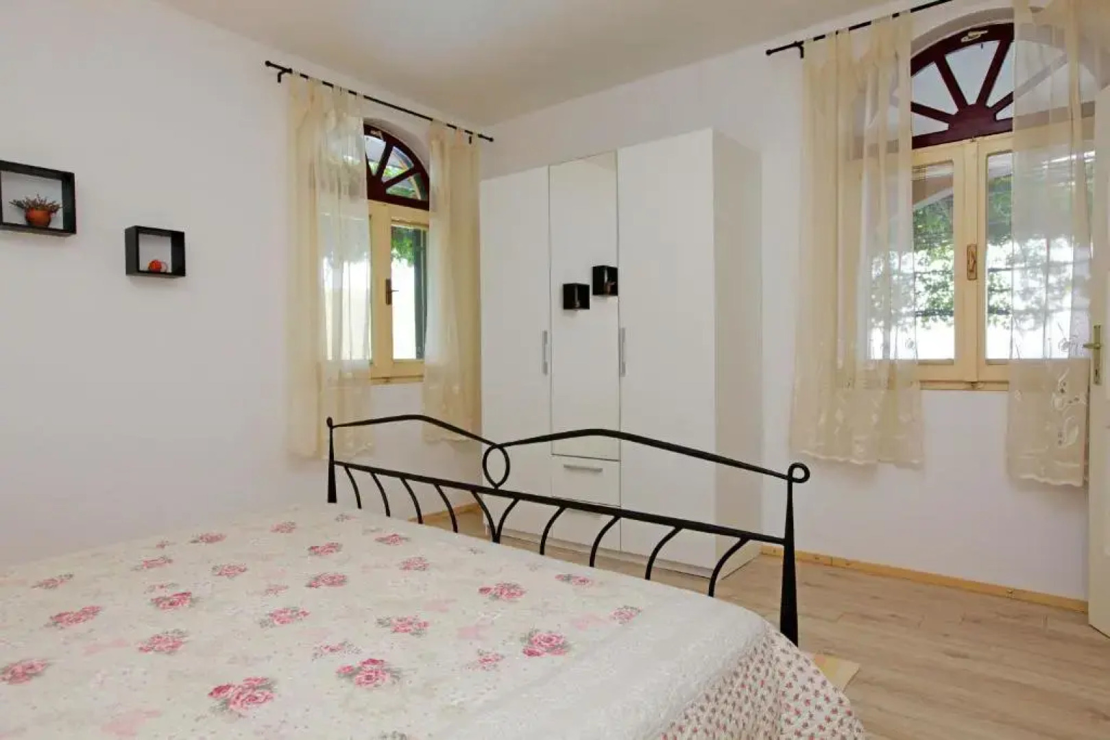 Unique seaside villa with pool