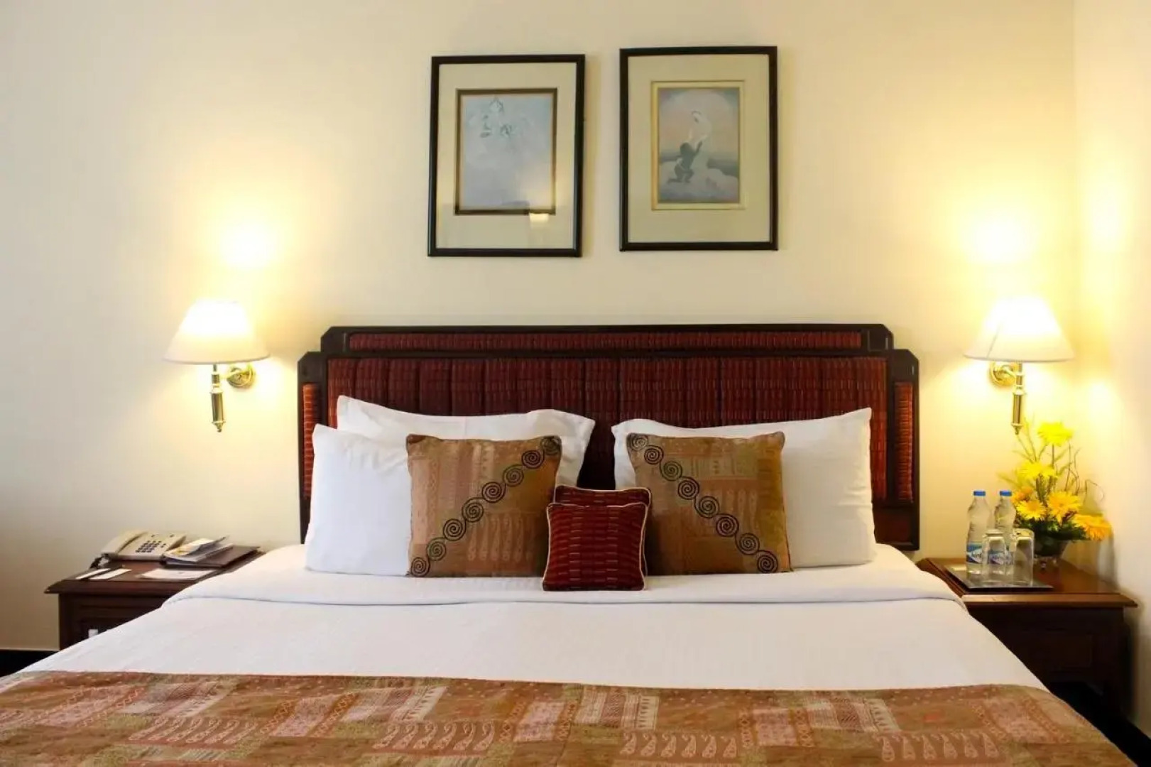 Peerless Hotel Kolkata