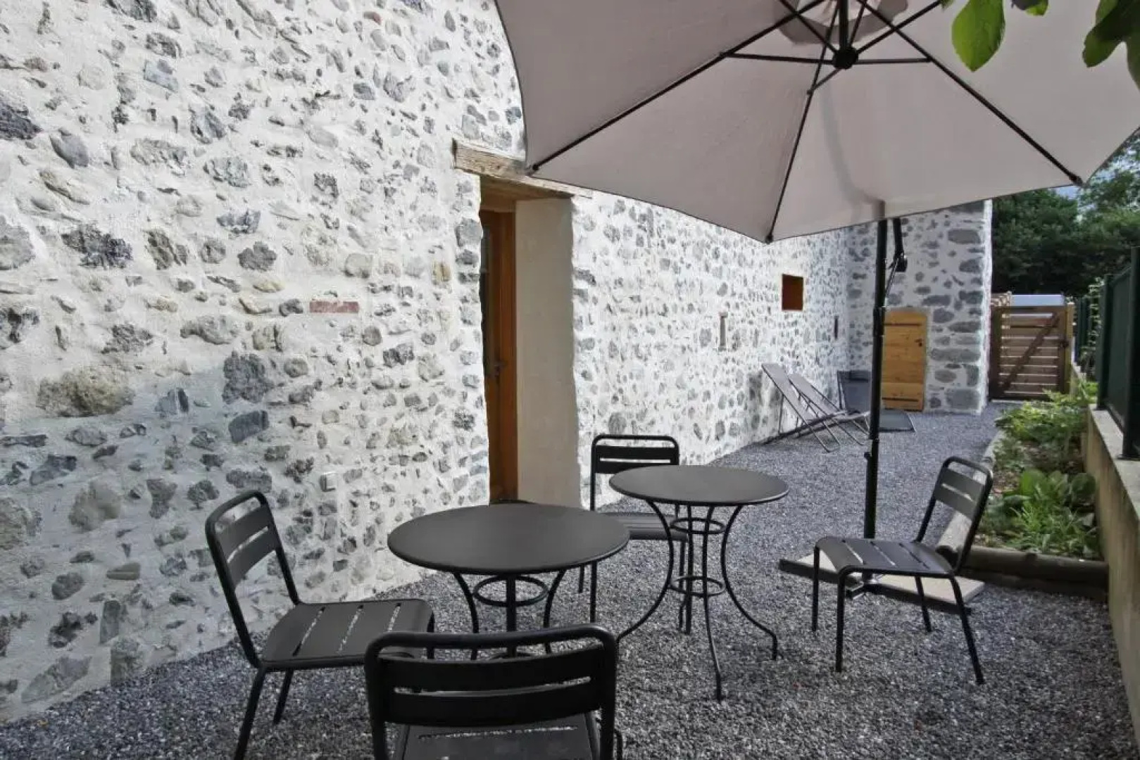 Entre Lac et Montagnes