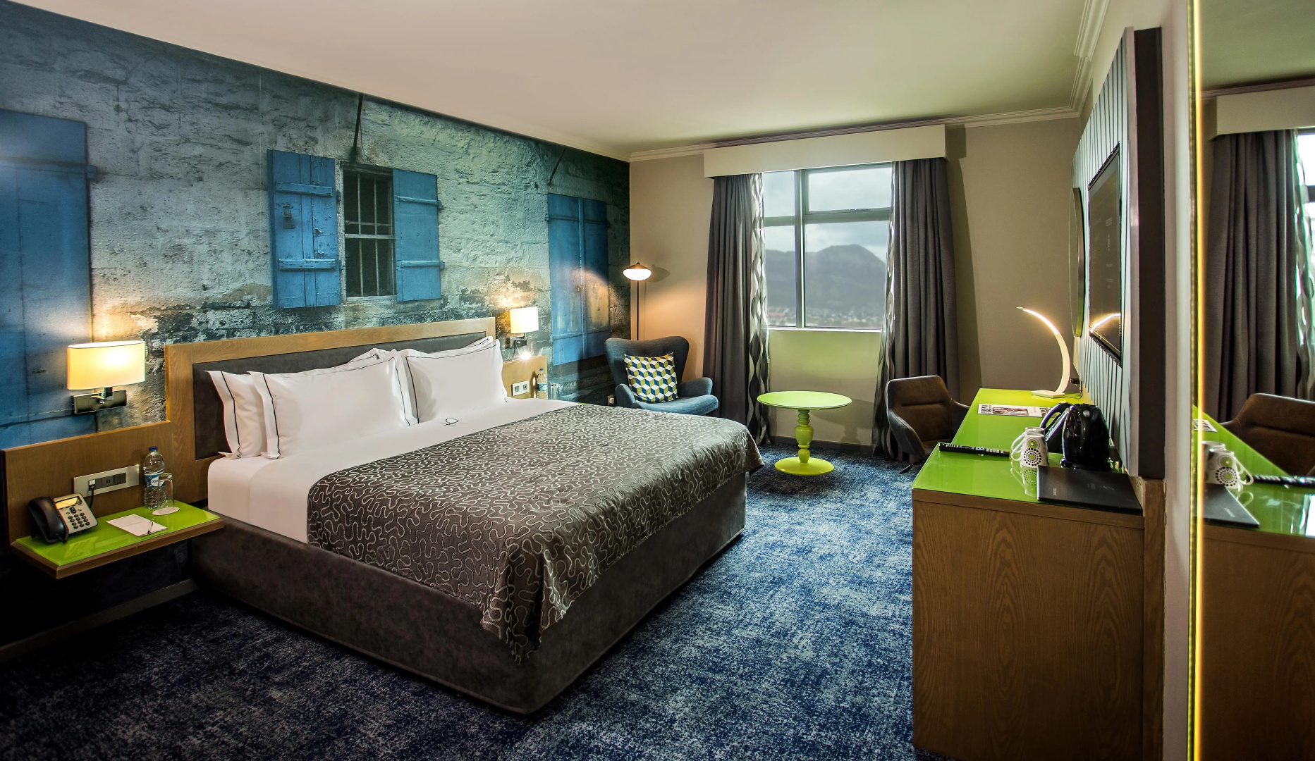 Hennessy Park Hotel