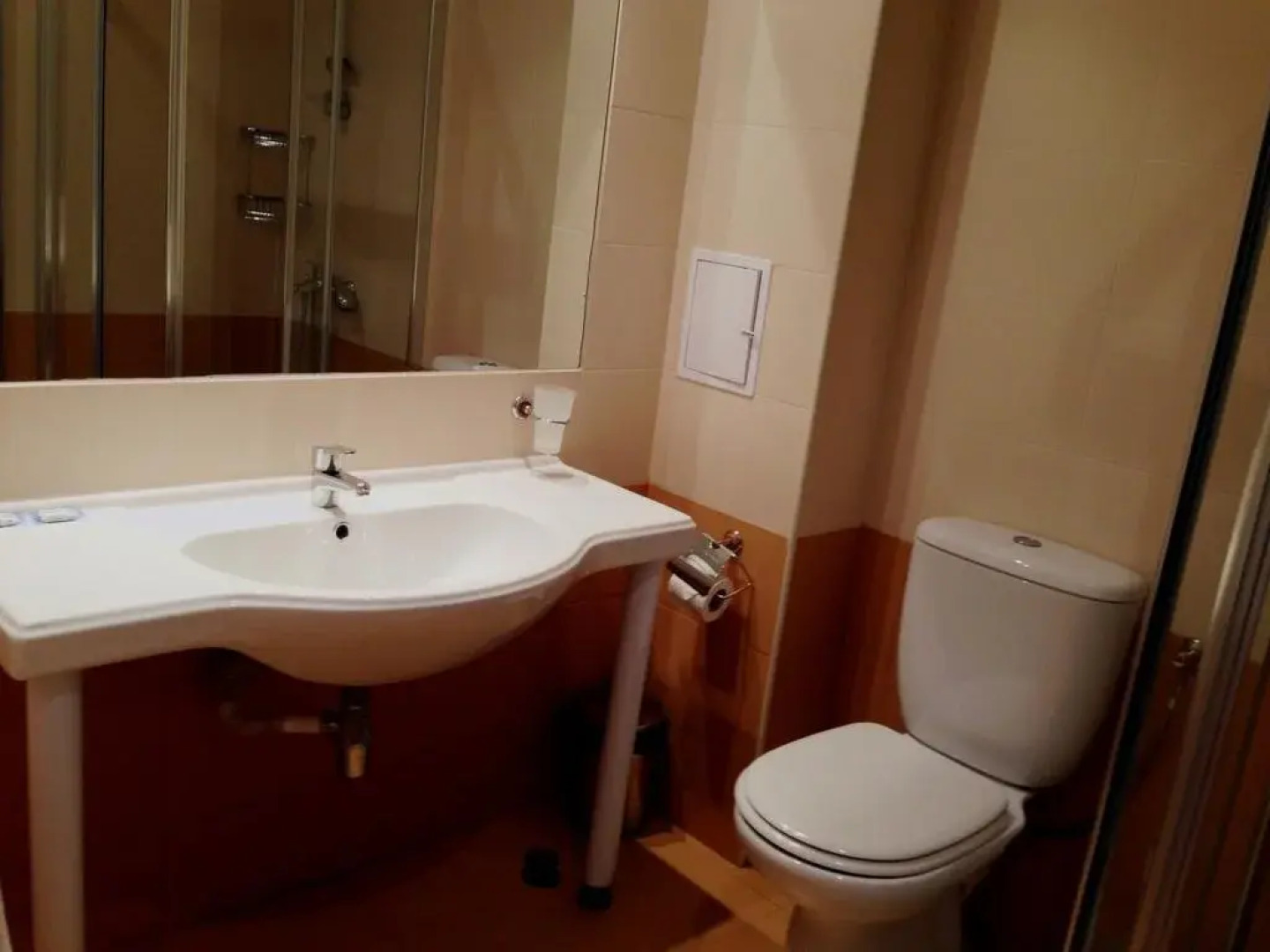 Hotel Tarfa / Hotel Tarfa