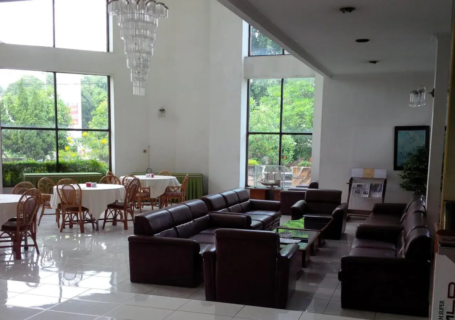 Kartika Abadi Hotel & Restaurant