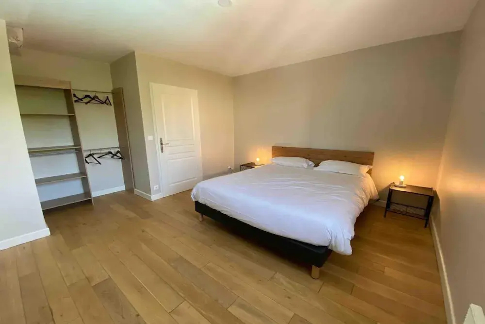 Villa With Pool in Dordogne Countryside