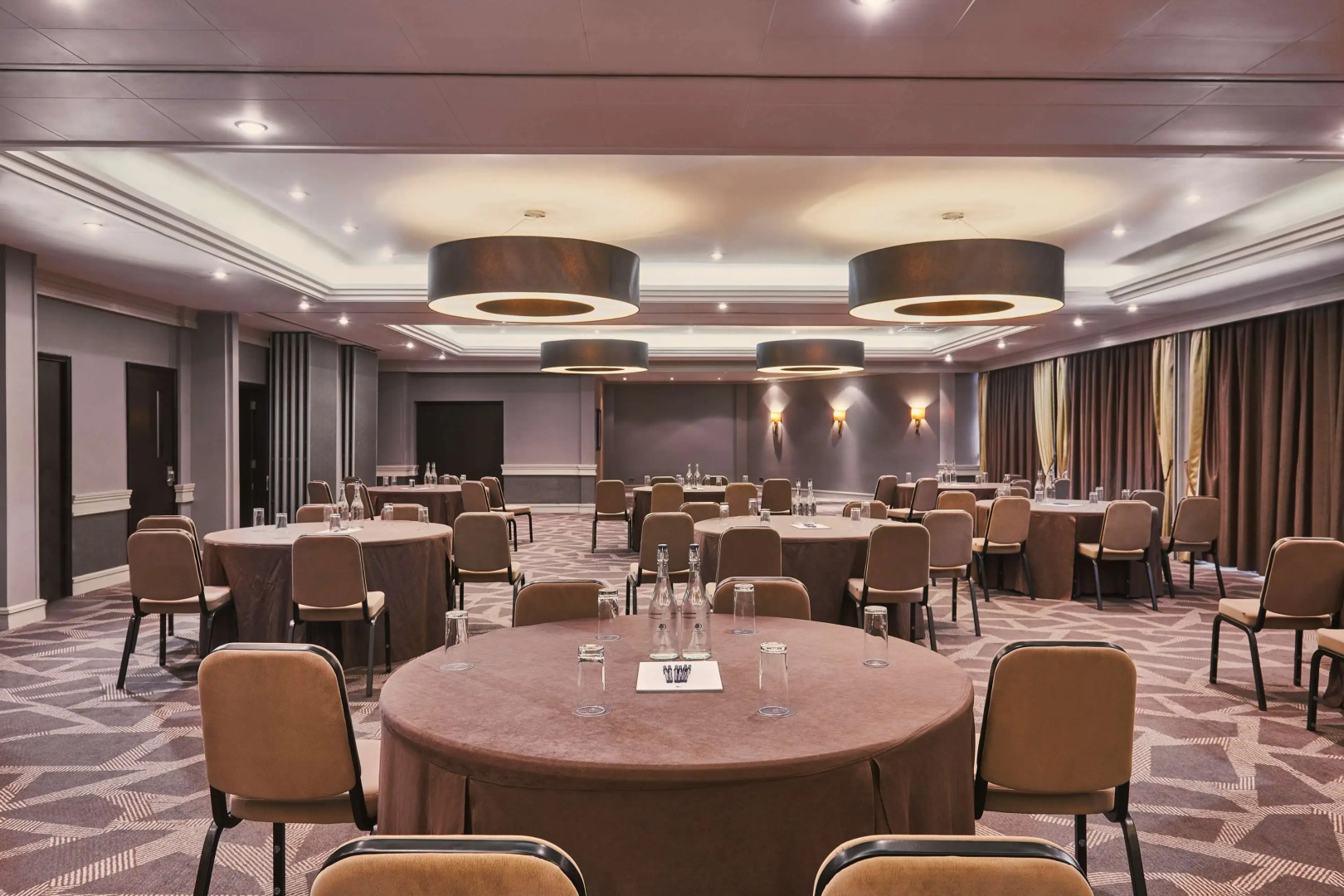 DoubleTree by Hilton London - Ealing Hotel