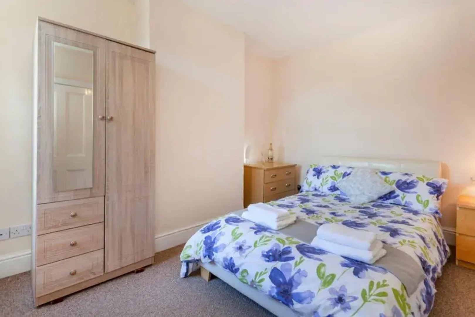 Silver Stag, Comfortable, Spacious and convenient 2 bed house