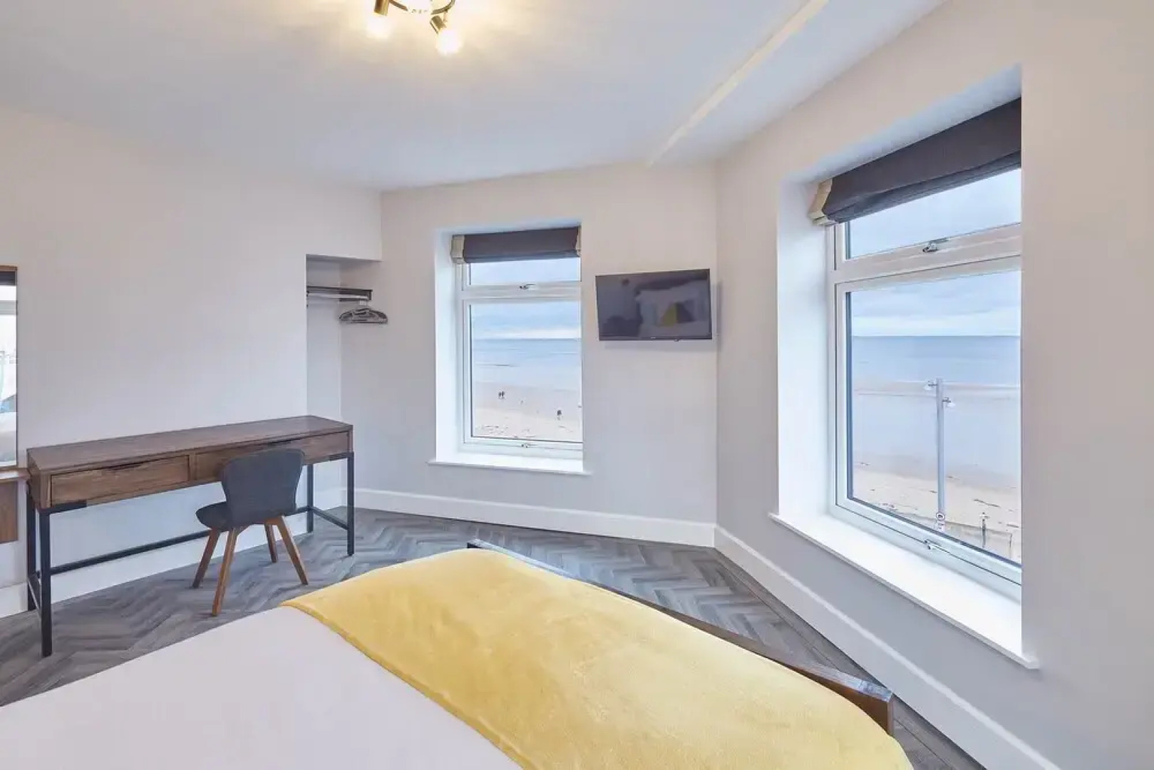 Bellevue Apartment 2