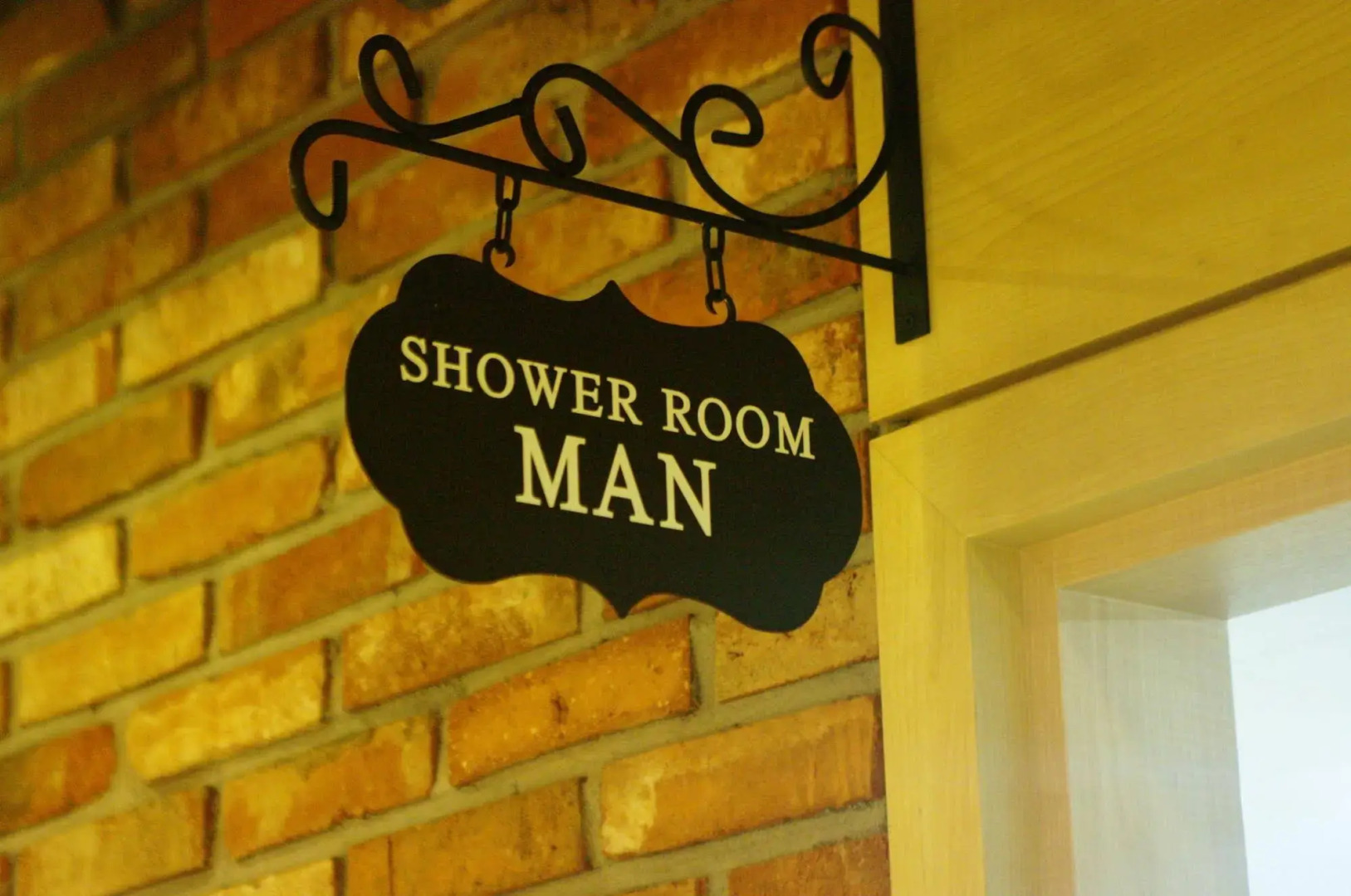 Sun and Moon Guest House - Hostel