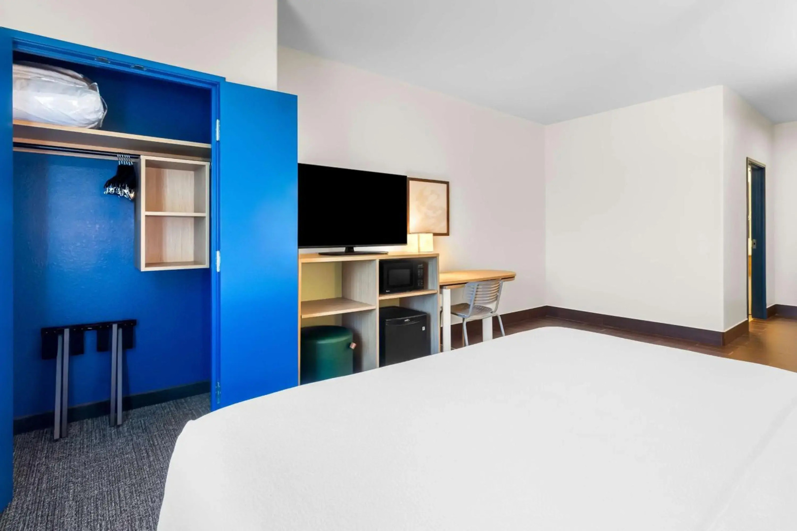 Spark by Hilton Pearland