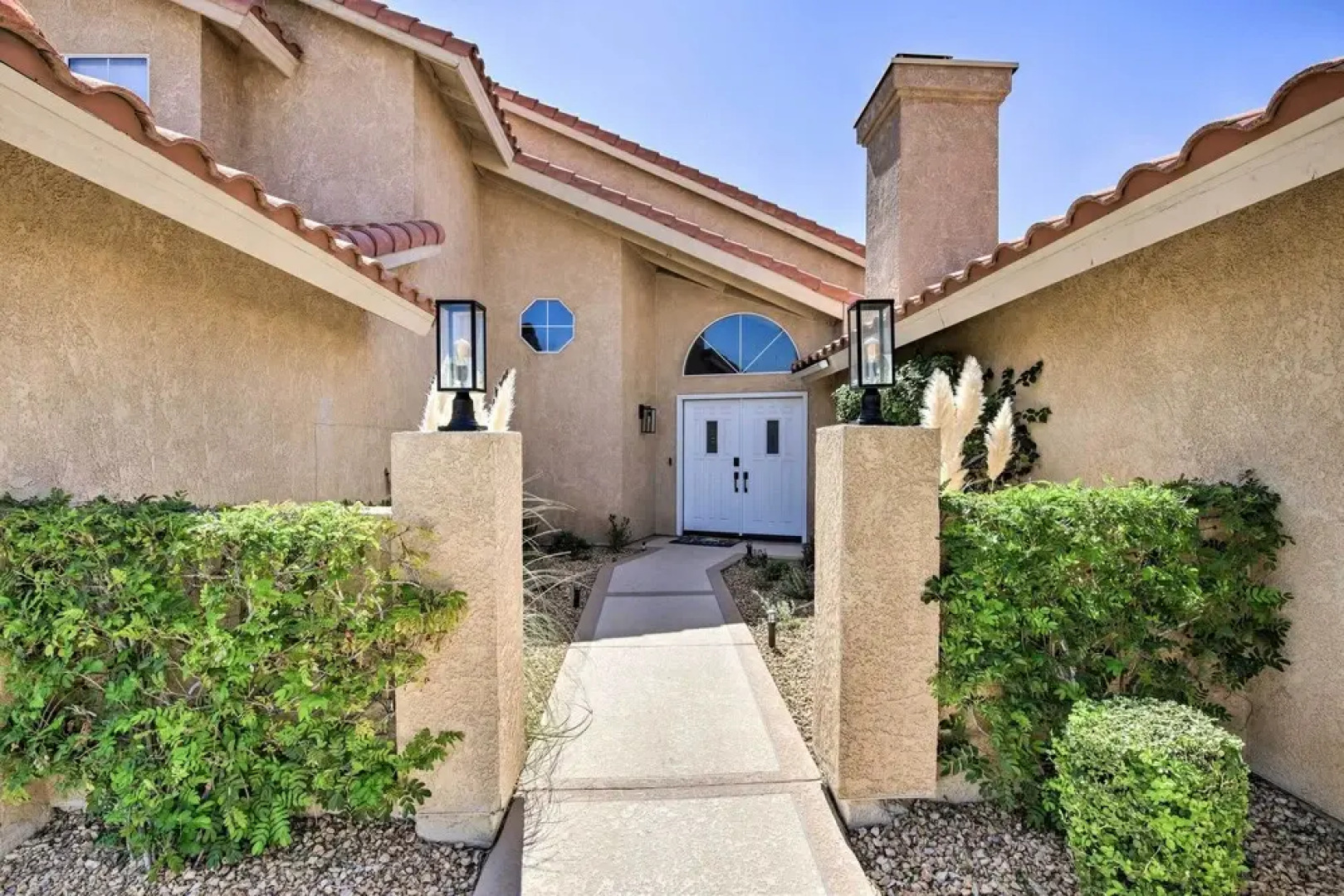 Upscale Palm Desert Oasis w/ BBQ - Near Golf!