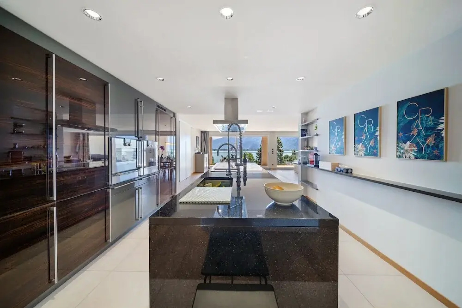 Montreux Panoramic Views 4BD Apartment