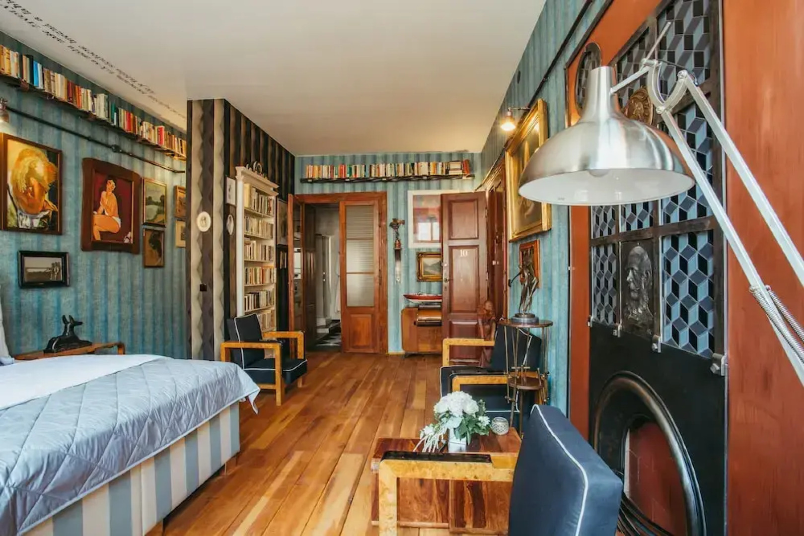 Divná Pani Luxury Gallery Rooms