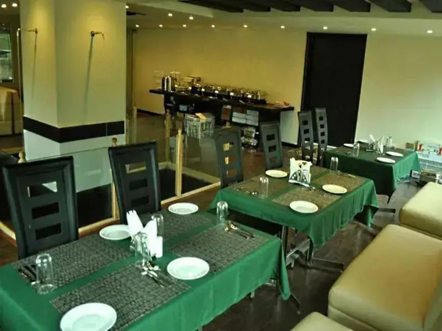 Hotel Tranquil Retreat