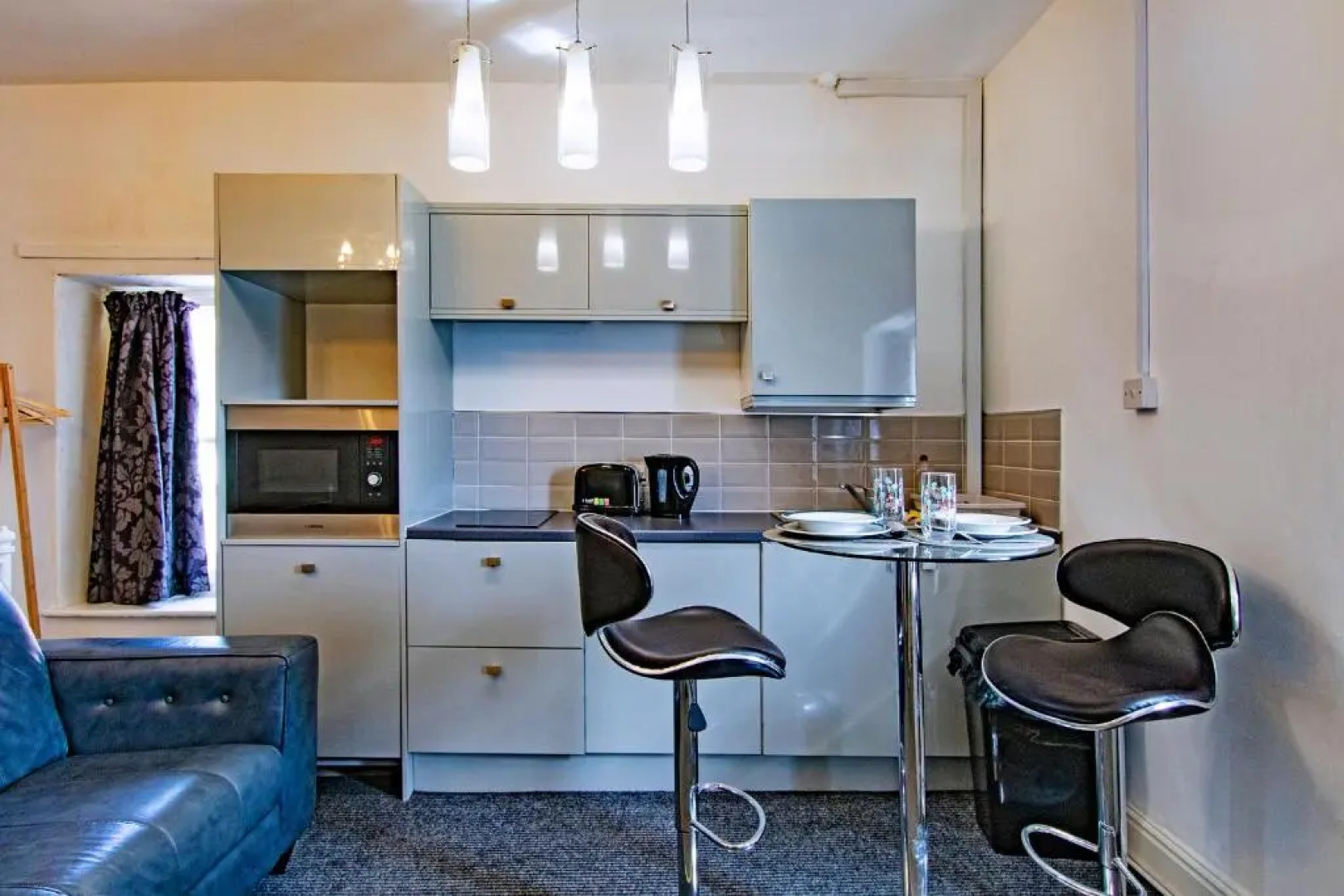 Montague House Apartments