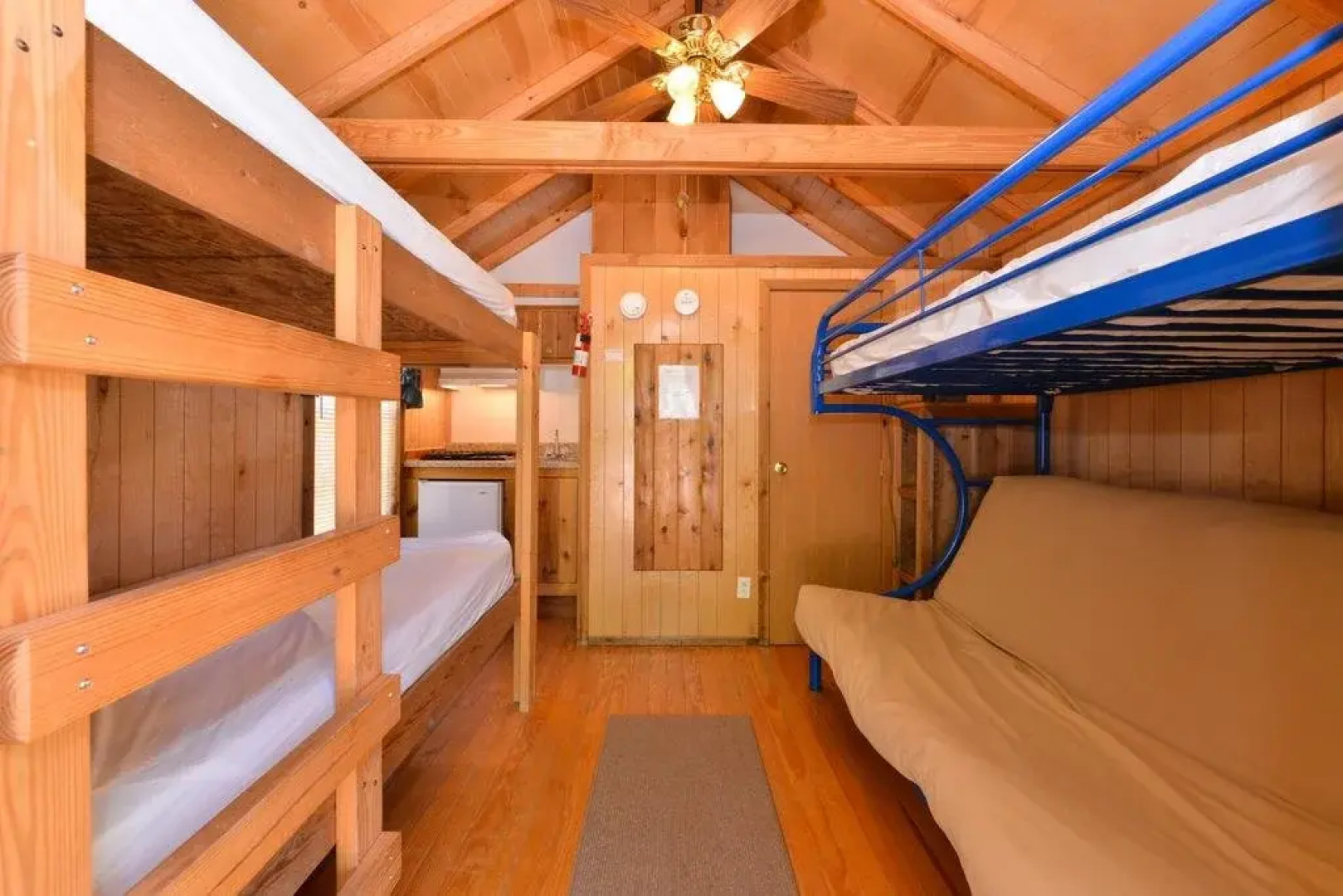 Gunnison Lakeside Cabins & RV Park