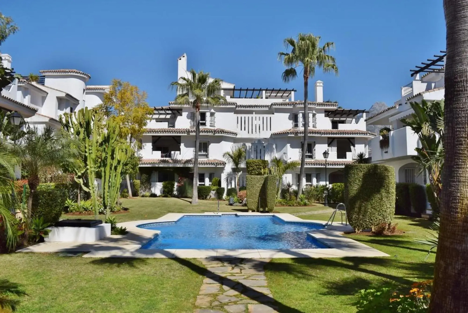 Los Naranjos de Marbella