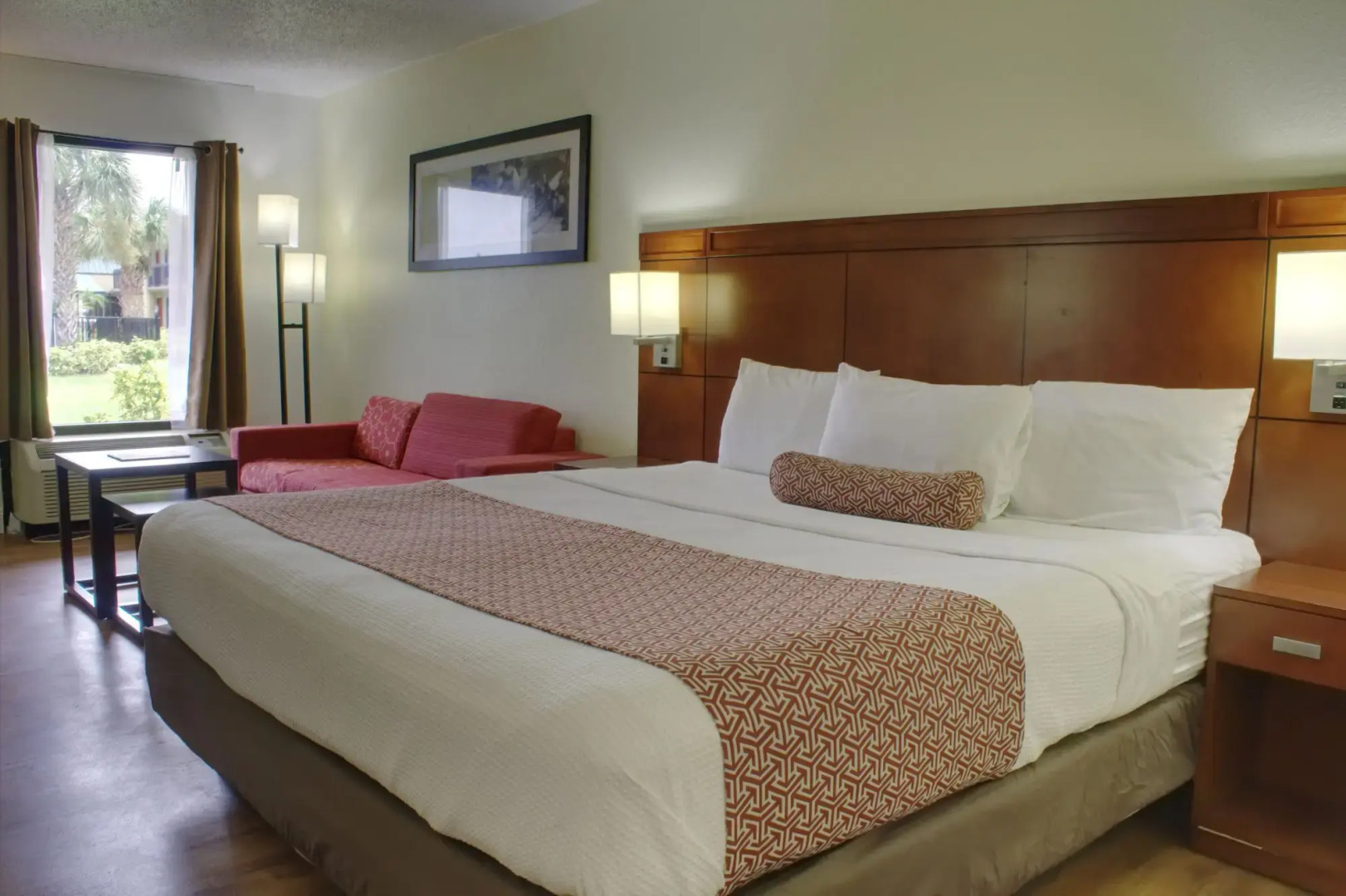 Winter Haven Suites & Conference Center