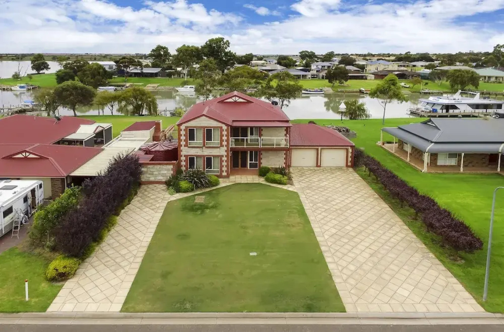 Windy's at Wellington