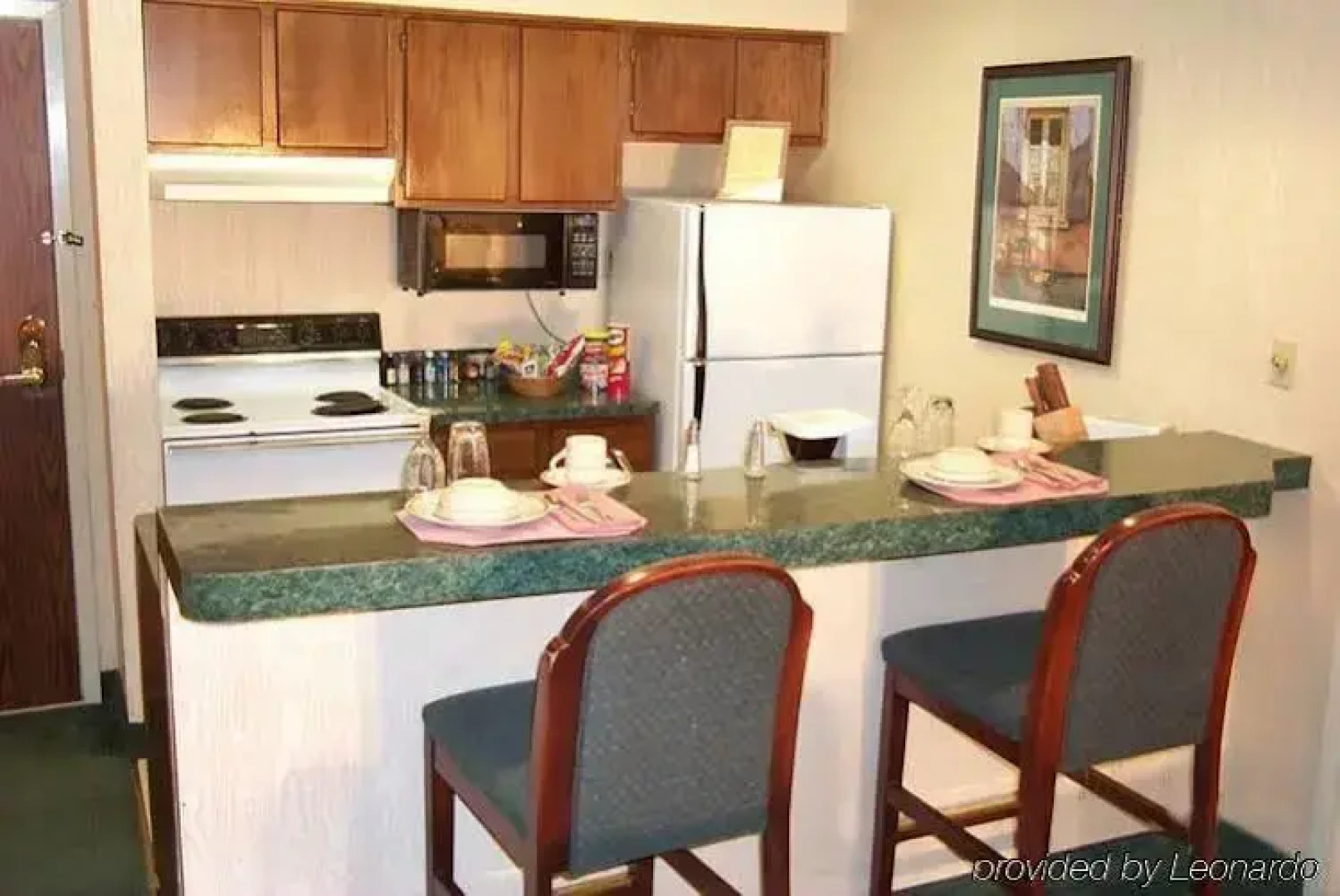 Richmond Suites Hotel