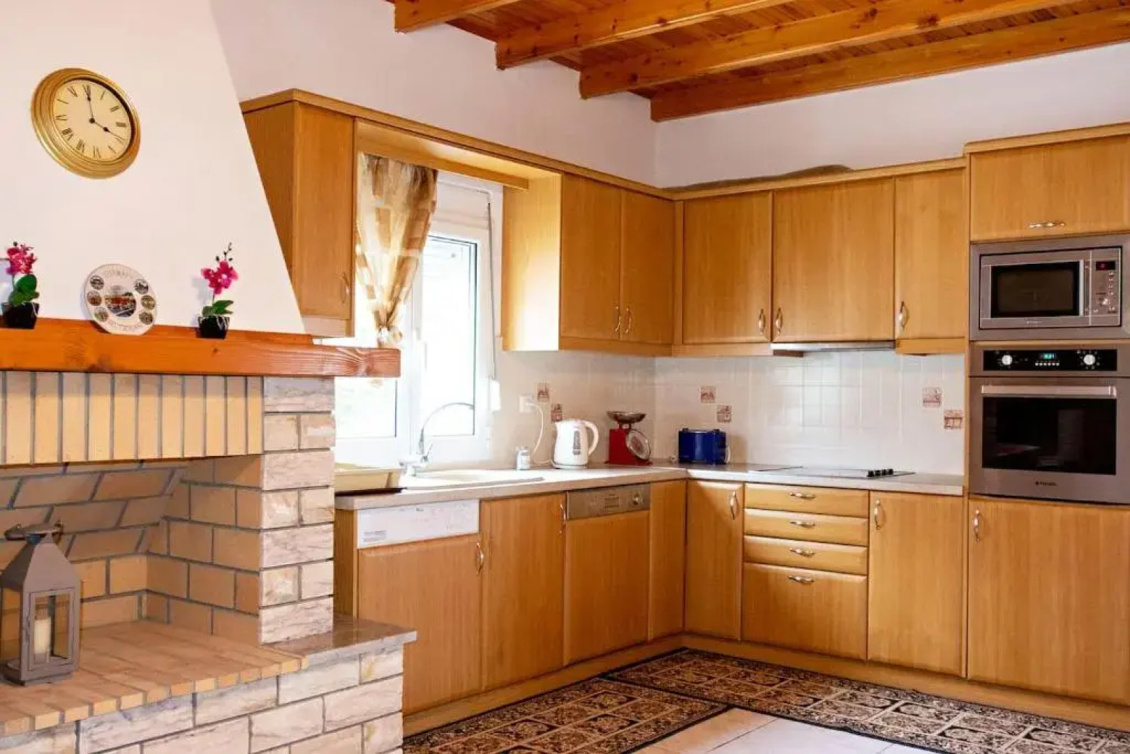 Kanakades Village House