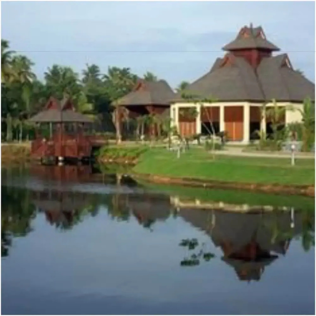 Radisson Plaza Resort & Spa