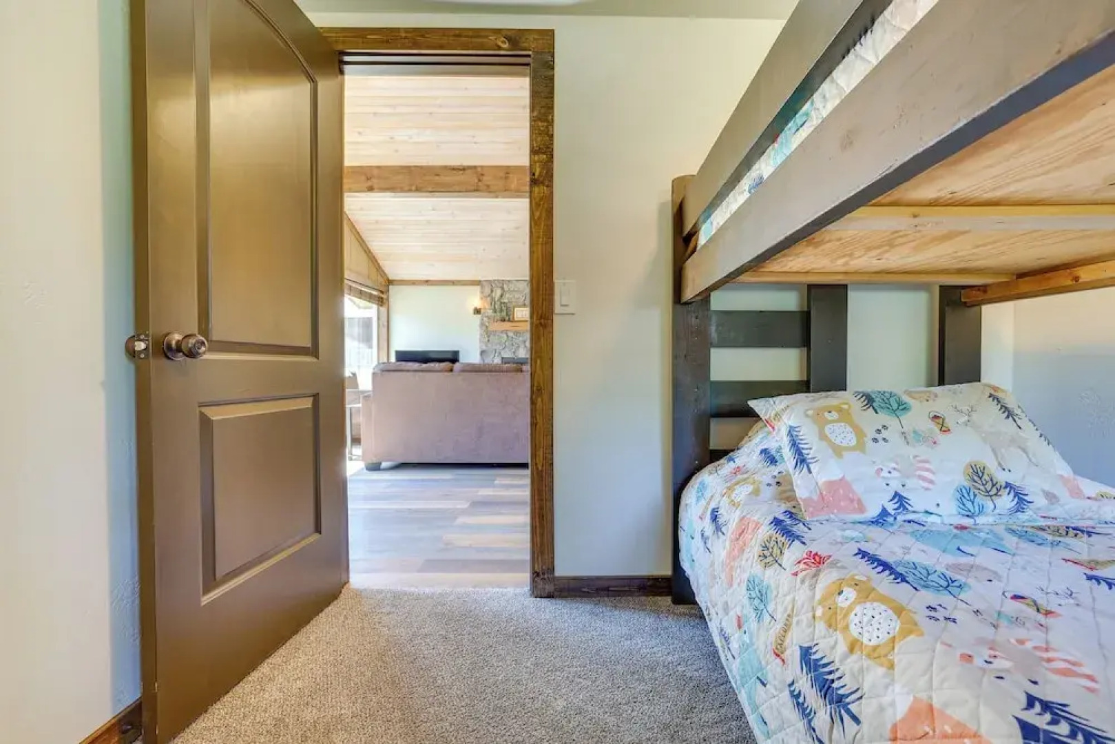 Donnelly Cabin w/ Fire Pit: 5 Mi to Boat & Ski!