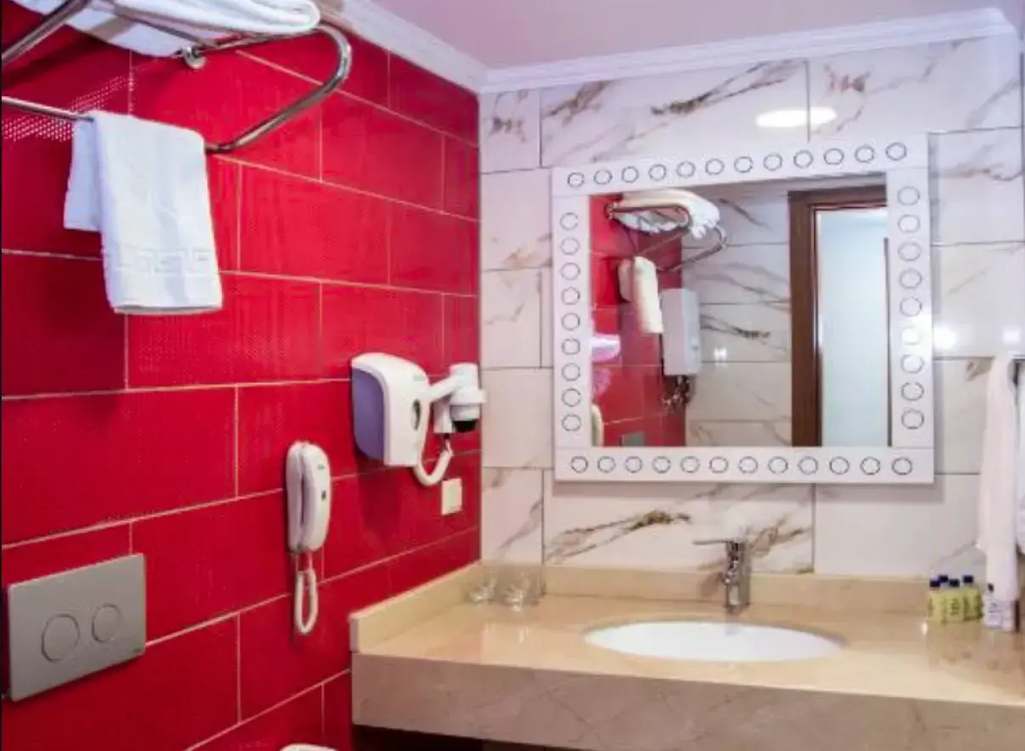 Crystal World of Colours Comfort Collection