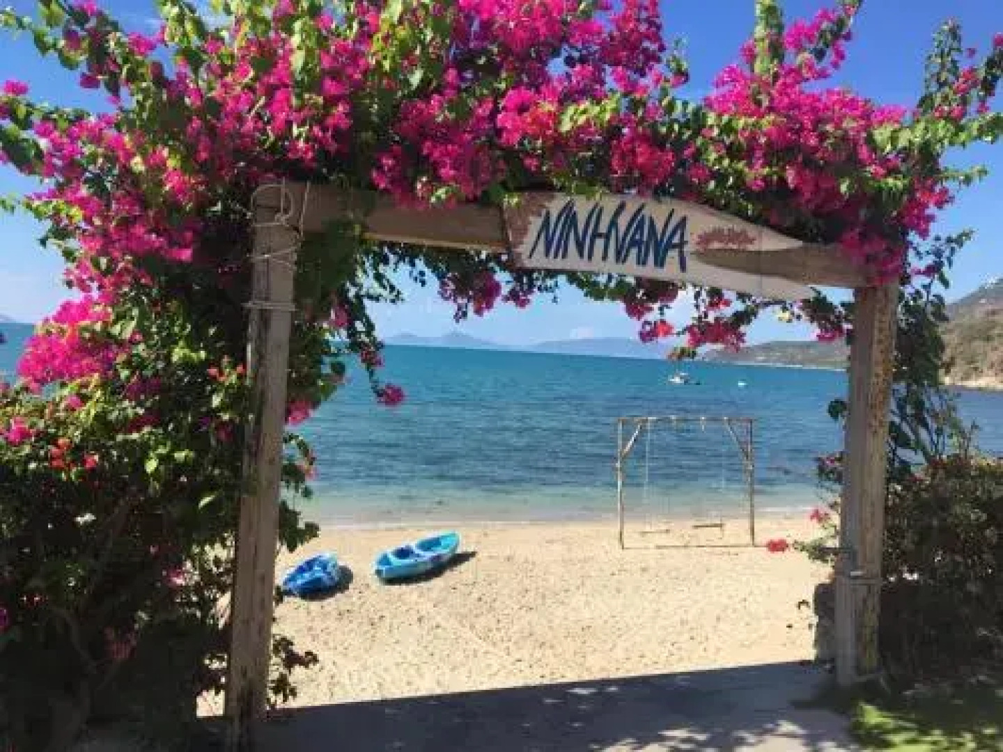 Vietnam Backpacker Hostels - Ninhvana