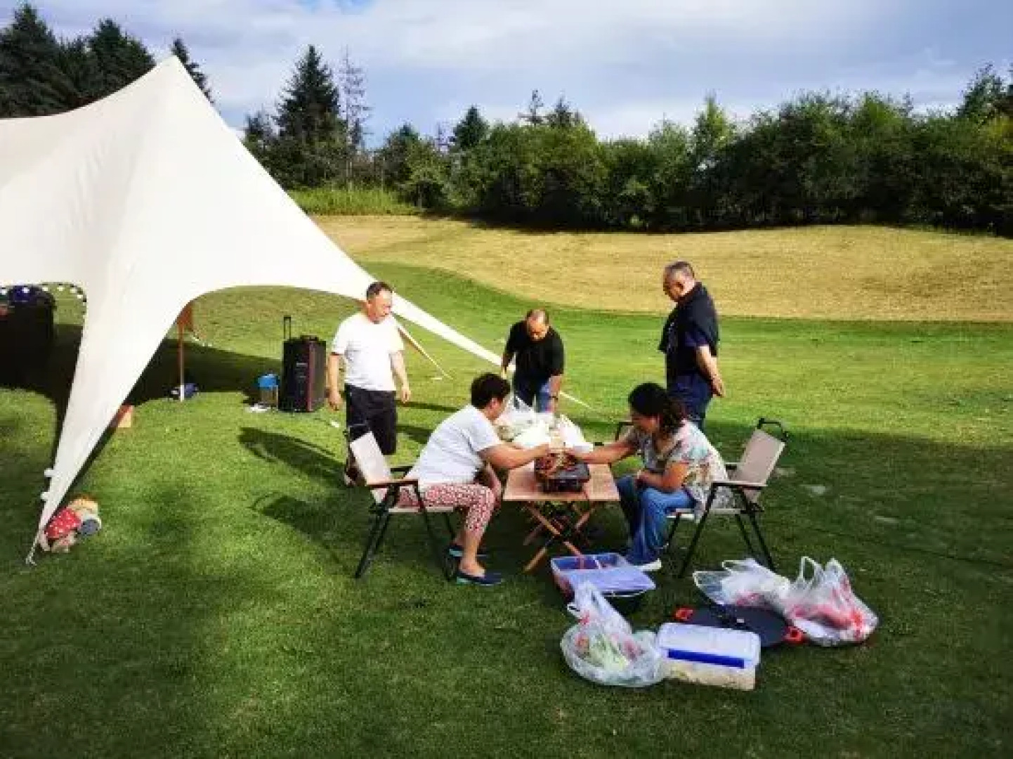 Jiuzhaigou Yunfengli International Outdoor Camp