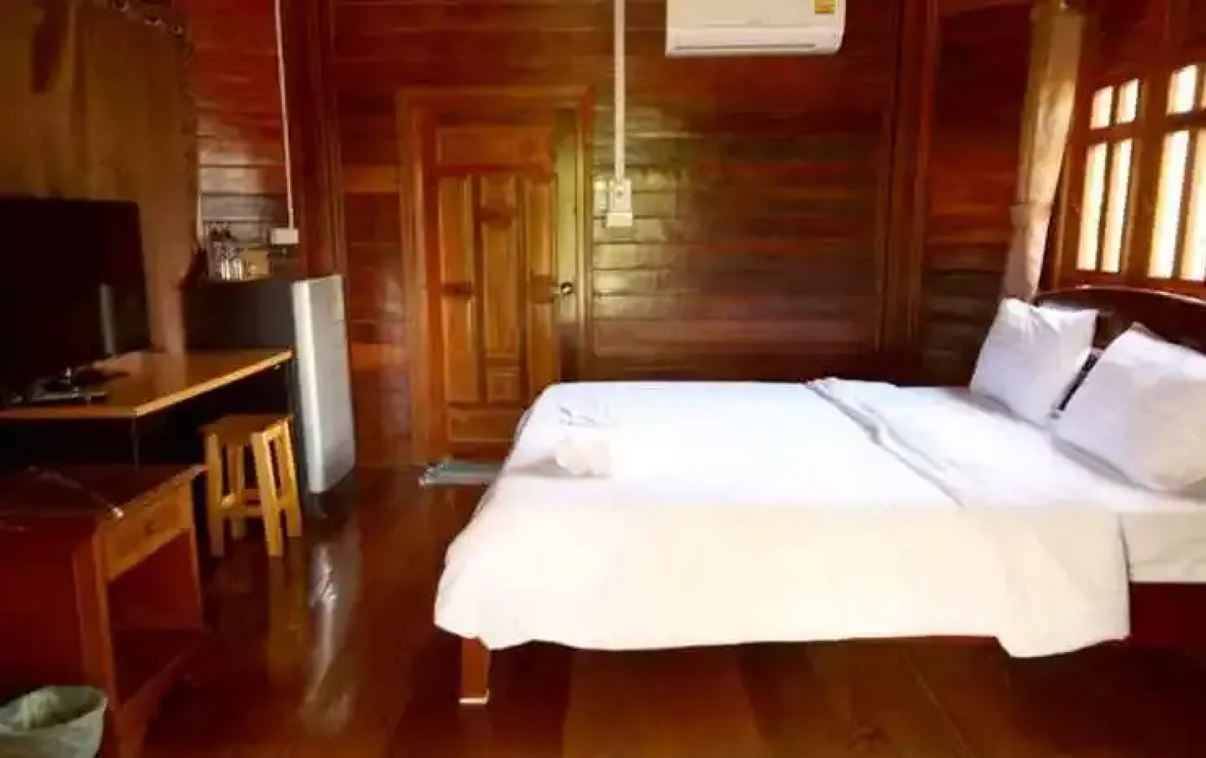 Ban Sakaekrang Resort