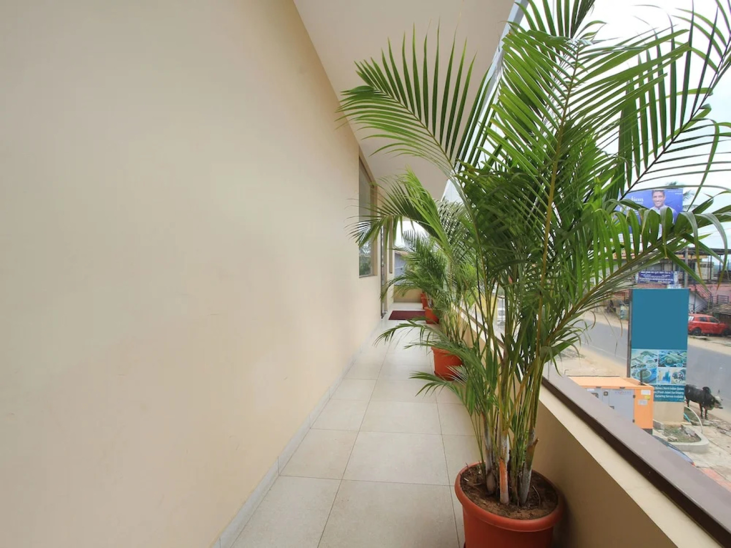 OYO 6598 White Wings