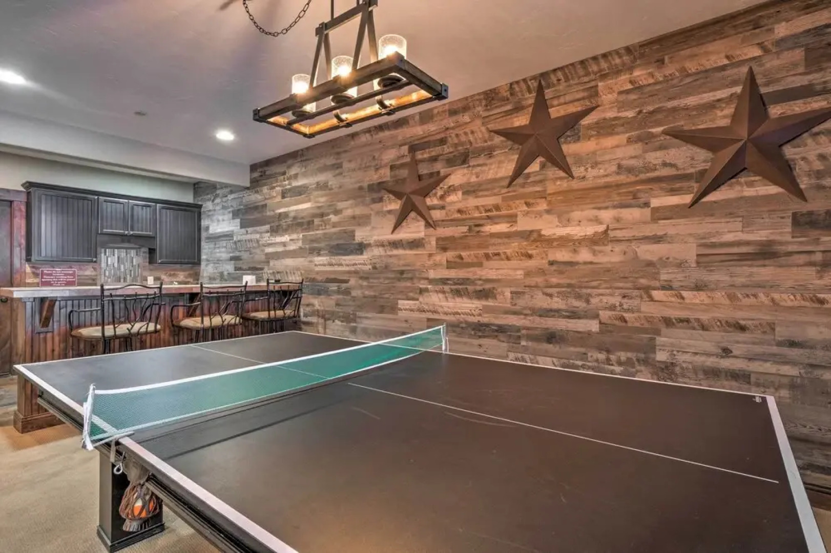 Blue River Home w/ Hot Tub, 6 Mi to Skiing!