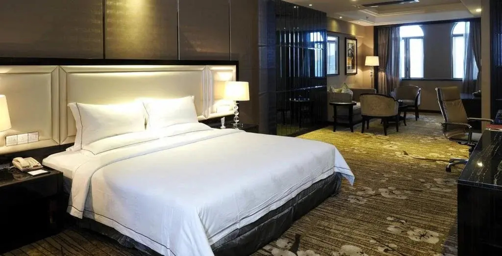 Country Garden Phoenix Hotel