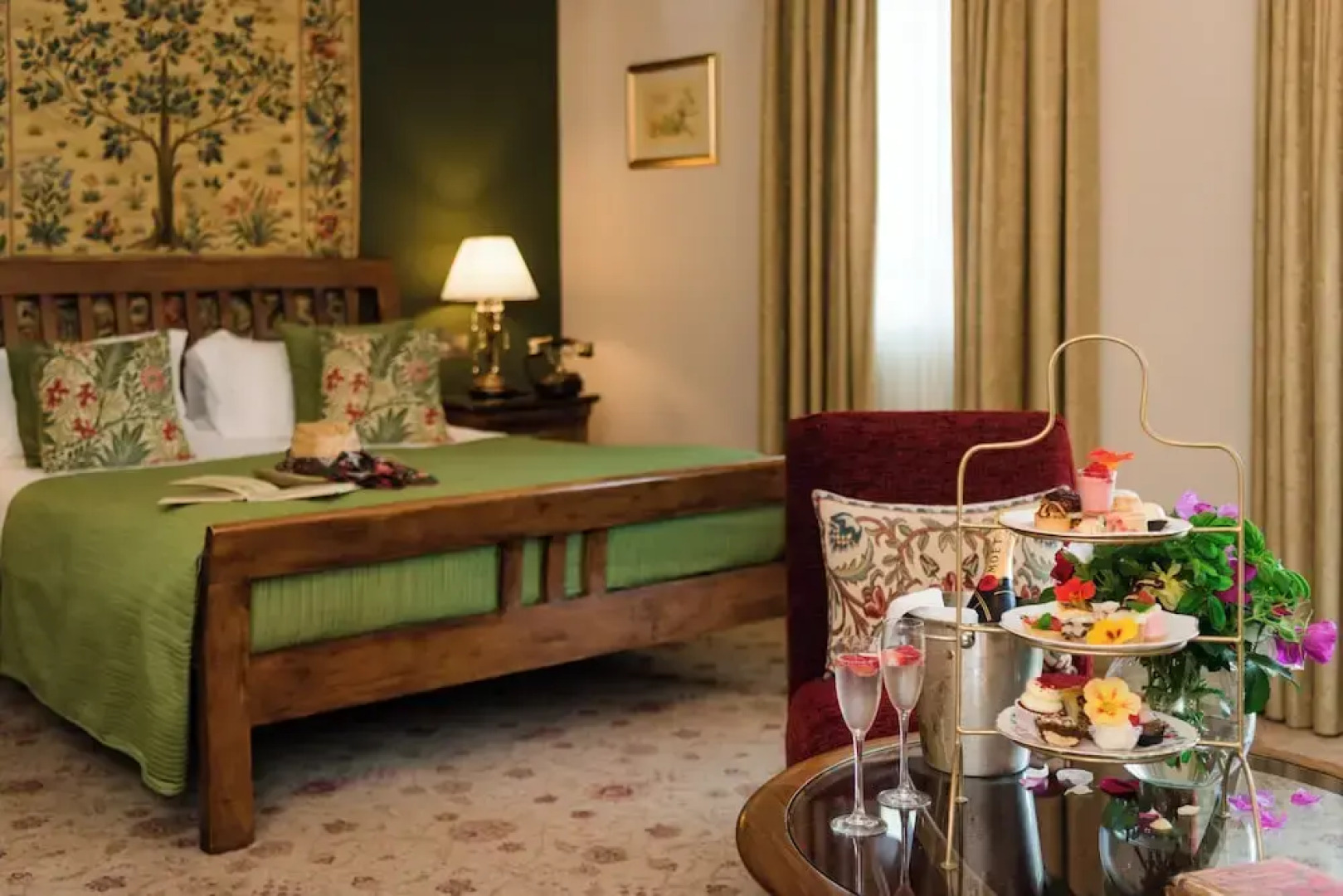 Fernhill House Hotel & Gardens