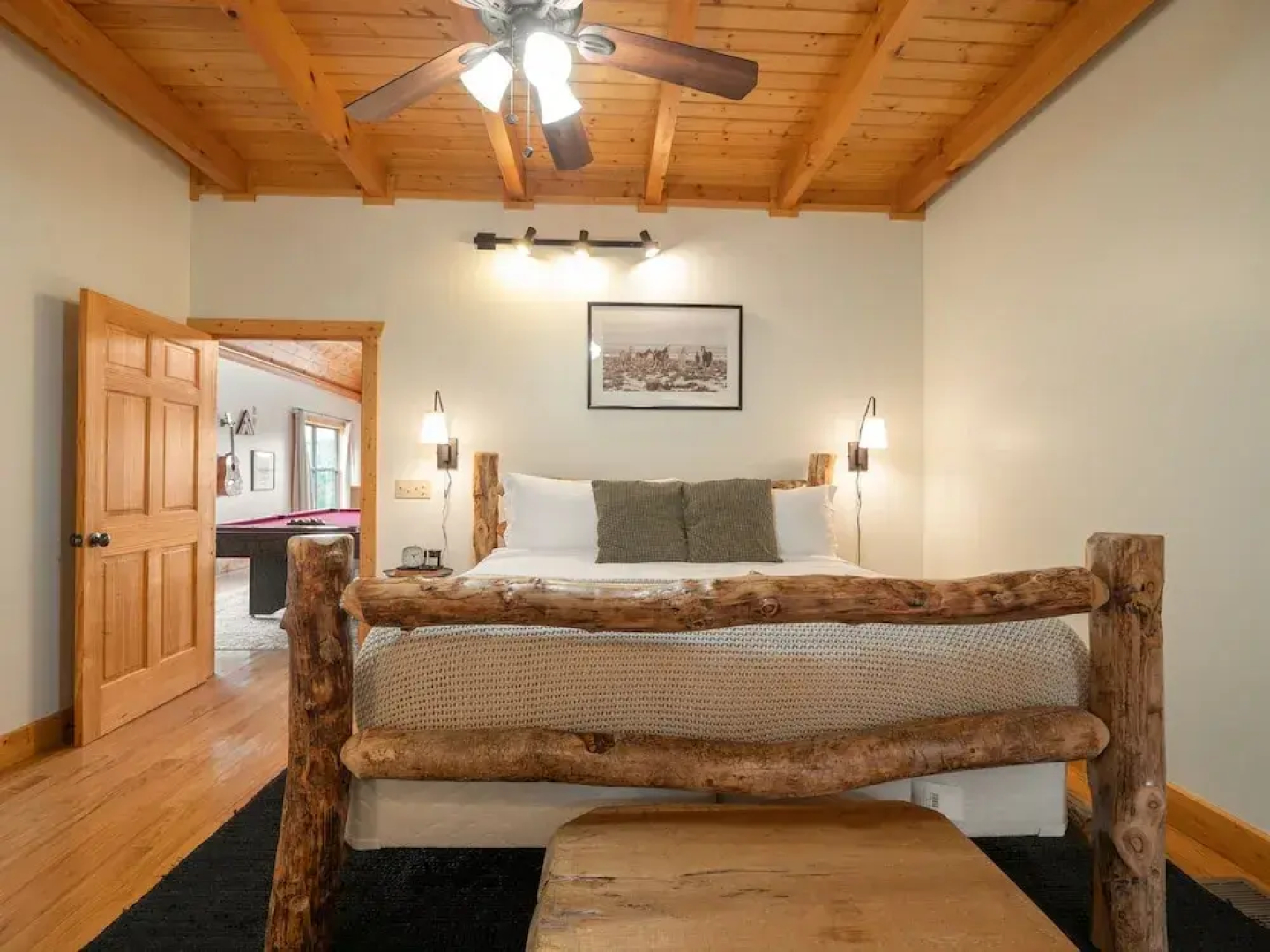Red Oak by AvantStay Secluded Home w Gorgeous Views Pool Hot Tub Large Deck