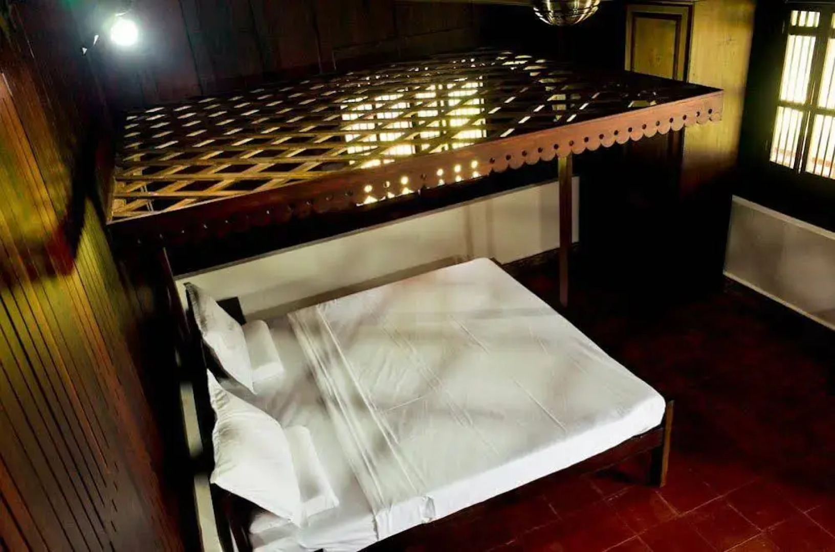 The Quiet by the river