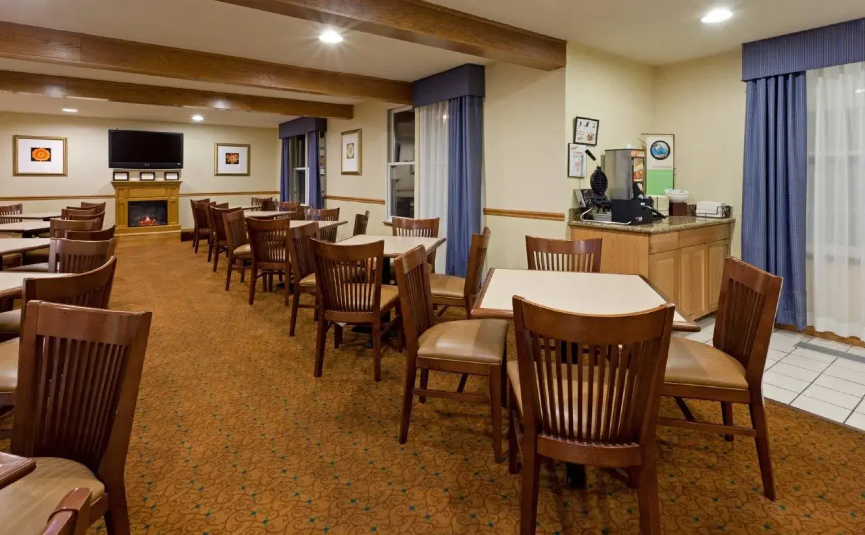 Country Inn & Suites by Radisson, Millville, NJ