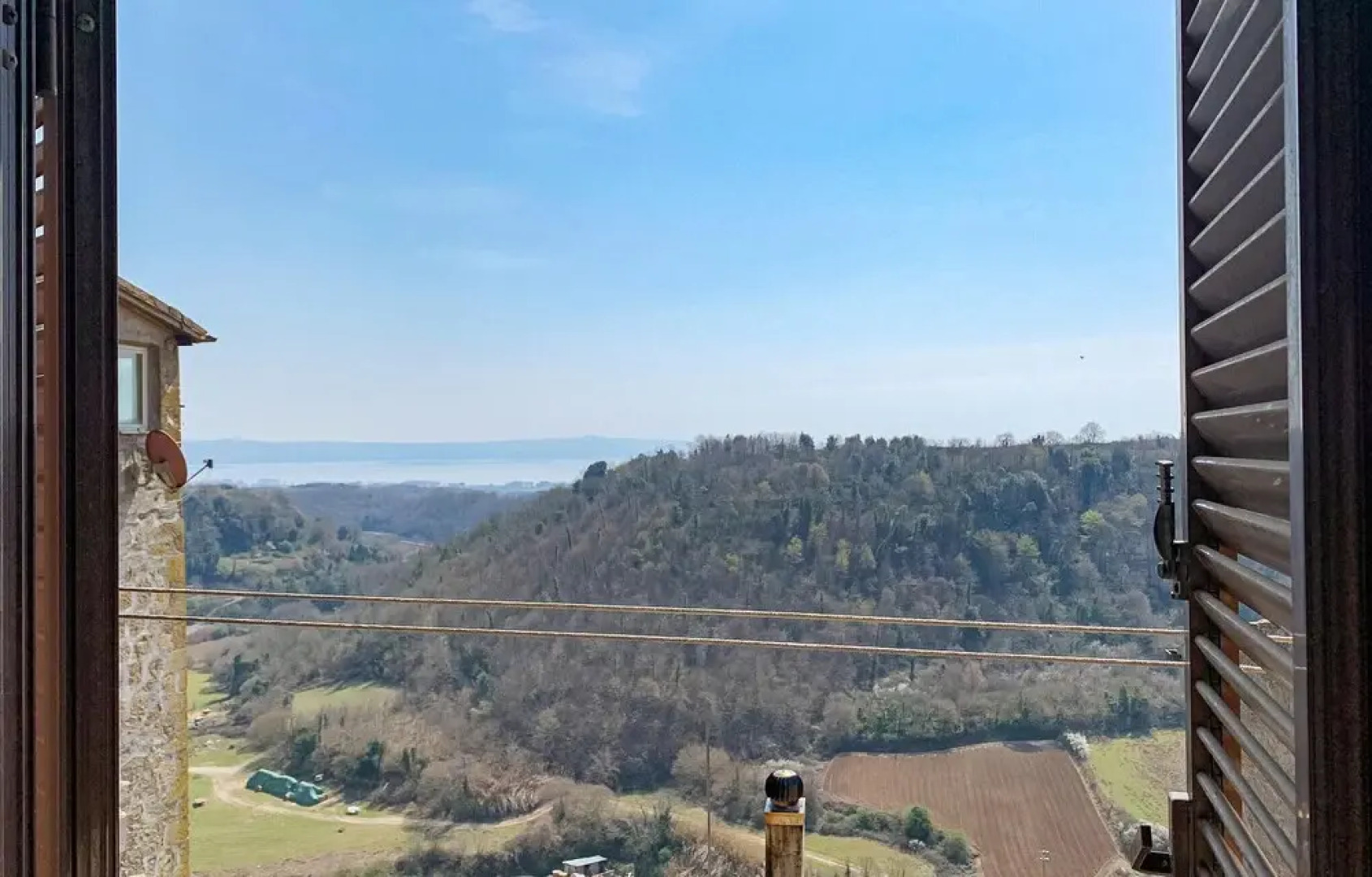 Awesome Apartment in Grotte di Castro With Wifi and 2 Bedrooms