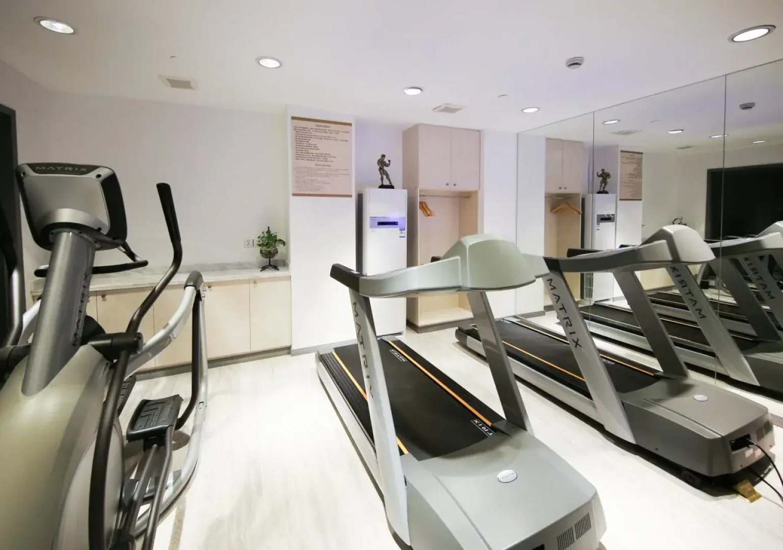 Jinjiang Metropolo Hotel Classiq Shanghai Off Bund