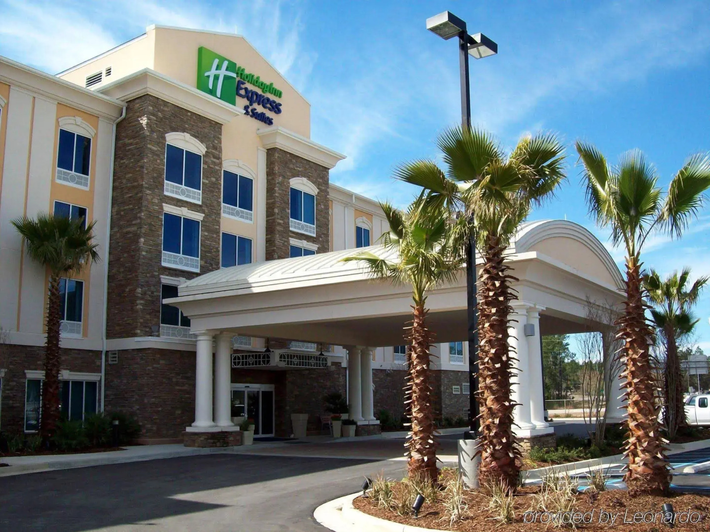 Holiday Inn Express Hotel & Suites Waycross by IHG