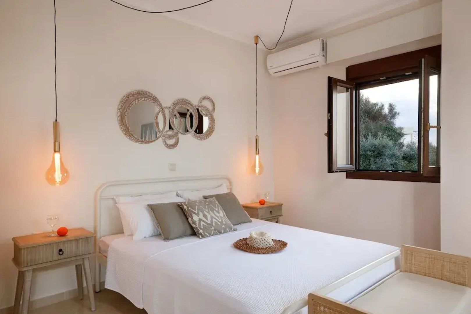 Sky Hill - Holiday Apartments