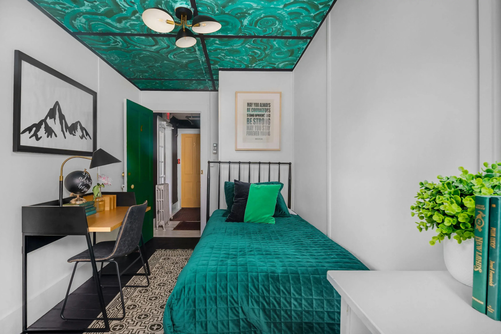 Twin Gables of Woodstock