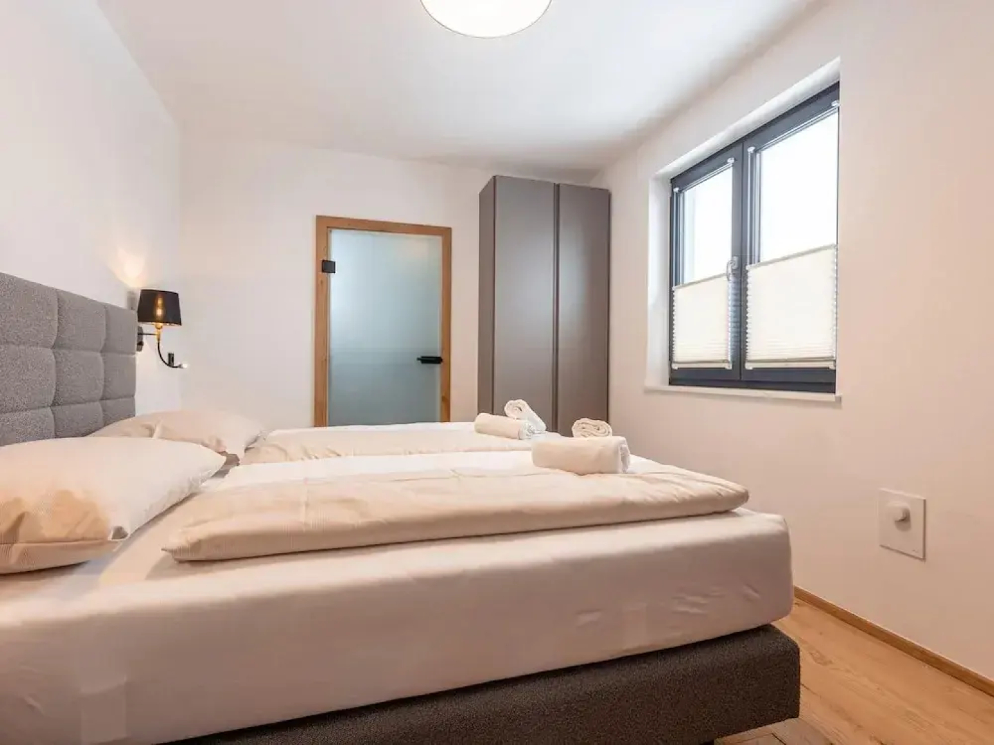 Apartment With Infinity Pool