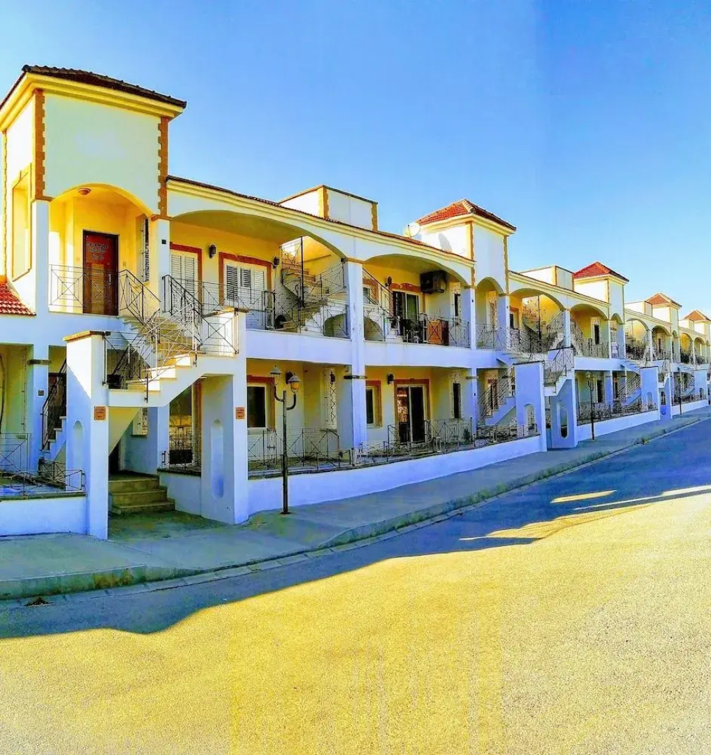 Salamina Houses Apart Hotel
