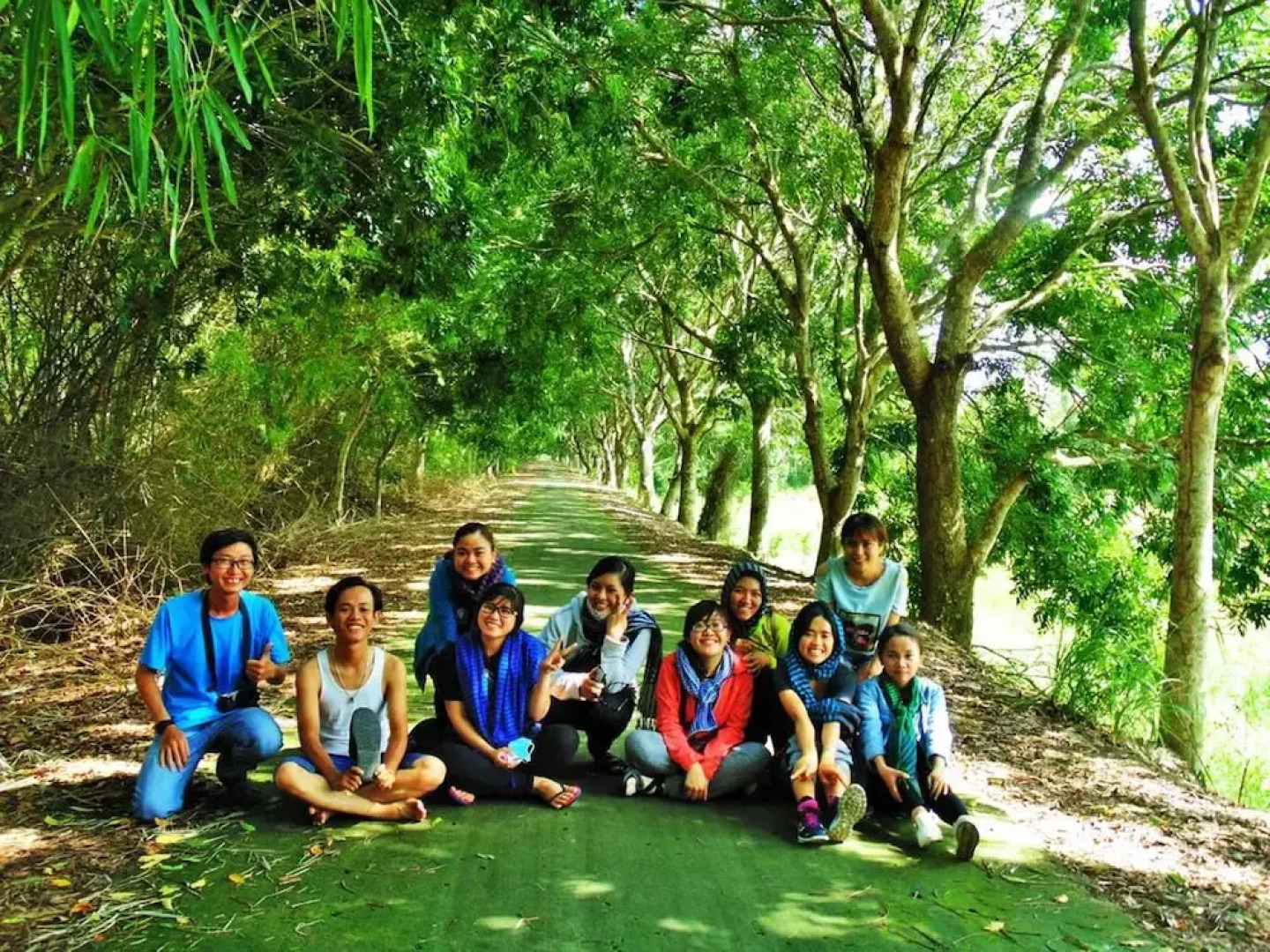 Hai Lua Homestay (Lotus Lake Homestay)