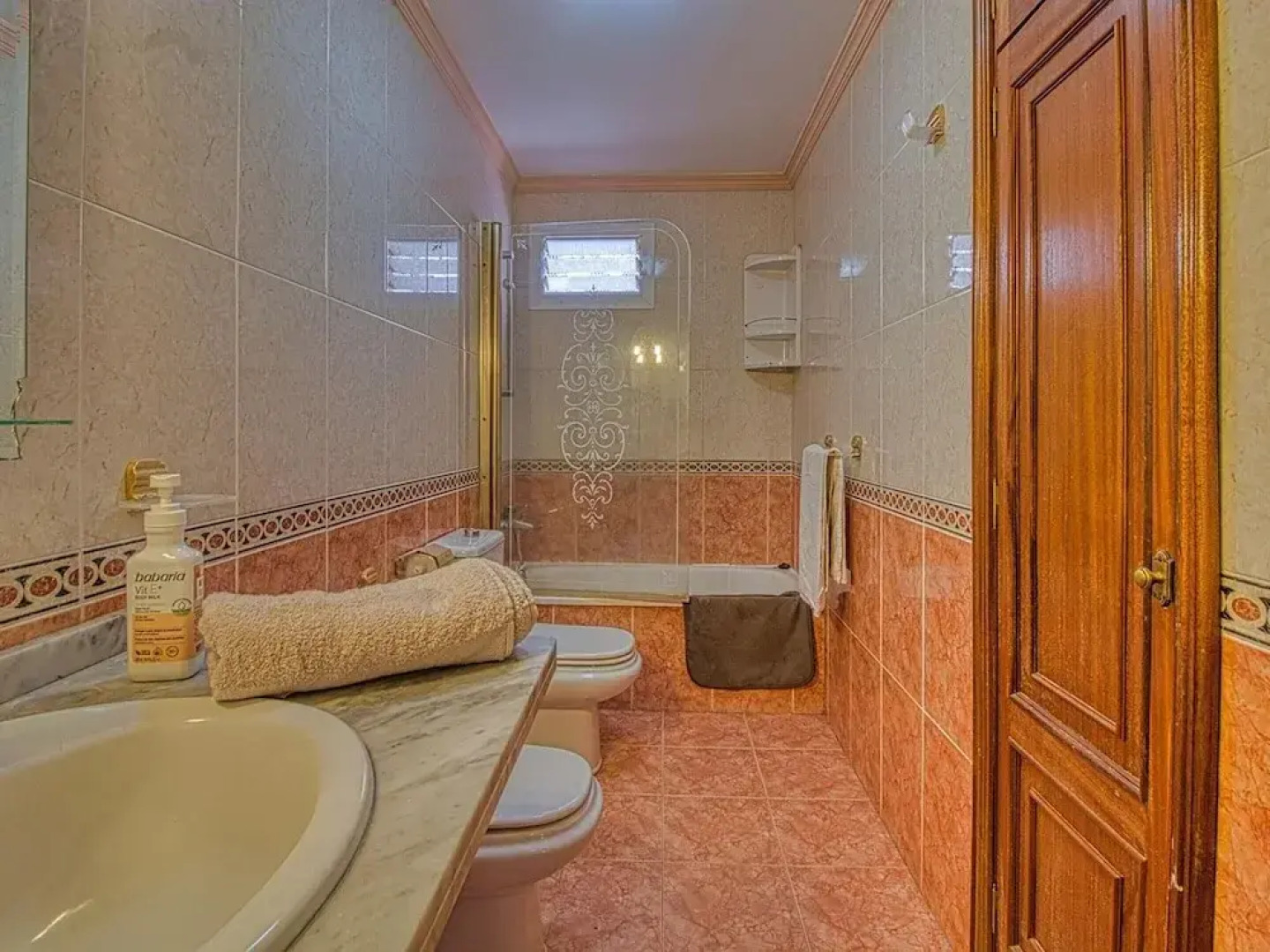 Apartment in Radazul With Stunning Sea Views