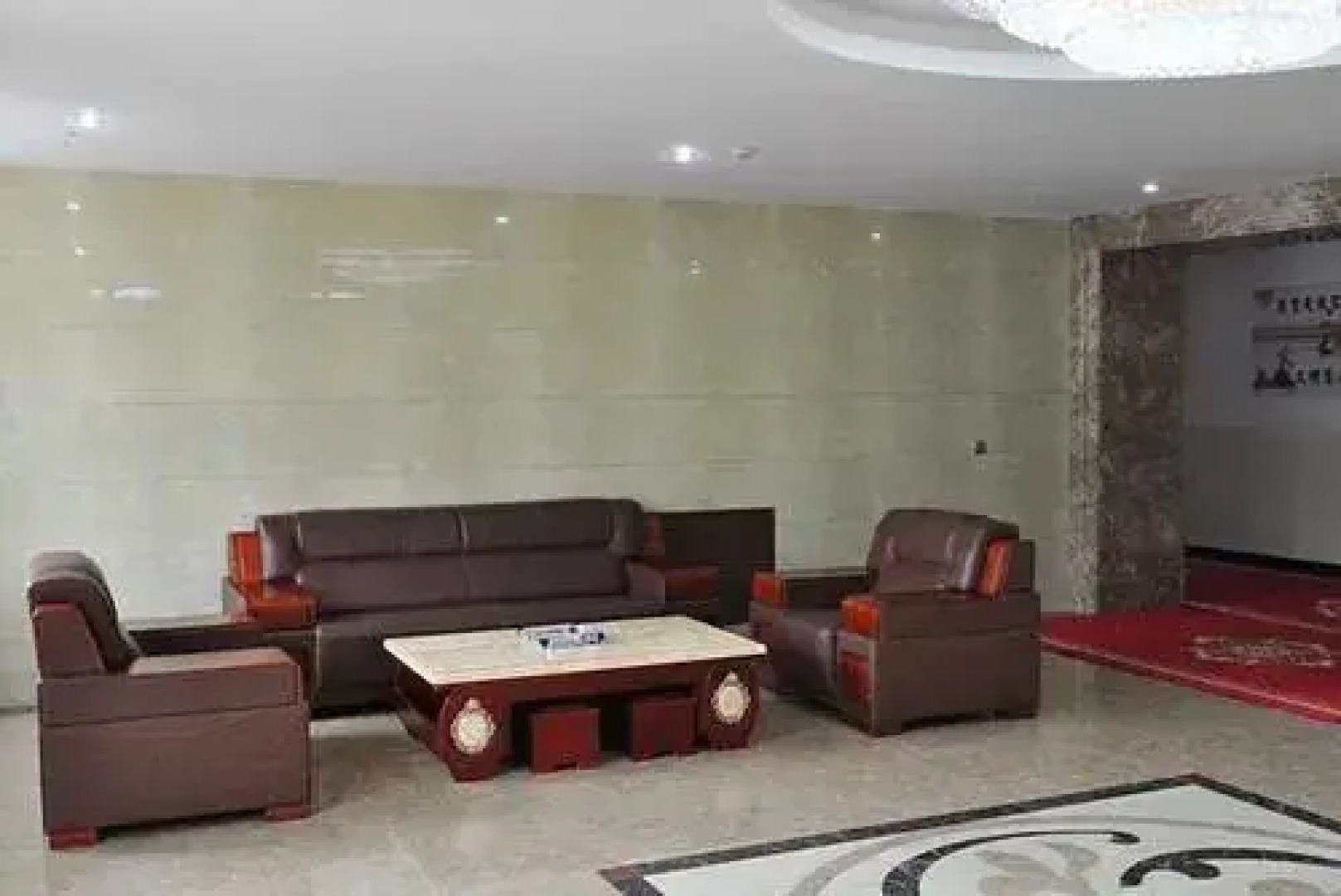 Hongcai Qianziyuan Hotel