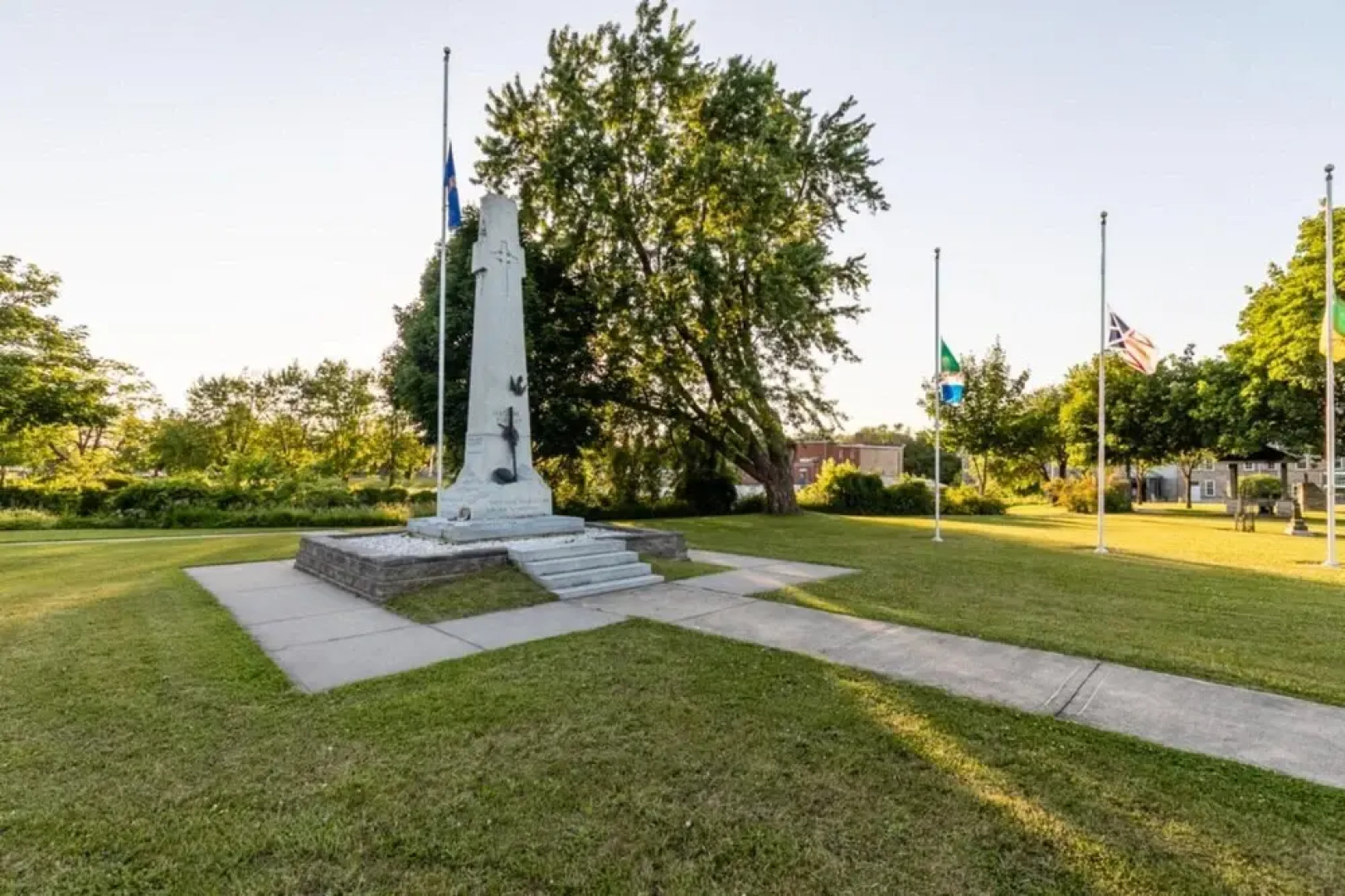 Iconic Rideau 1Bd Unit Balcony Free Parking 2