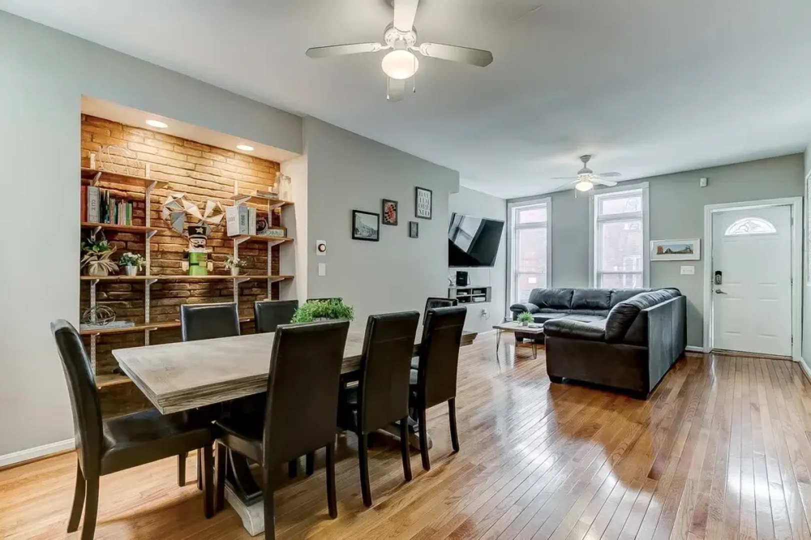 Lovely Home Next to Stadiums With Roofdeck&parking
